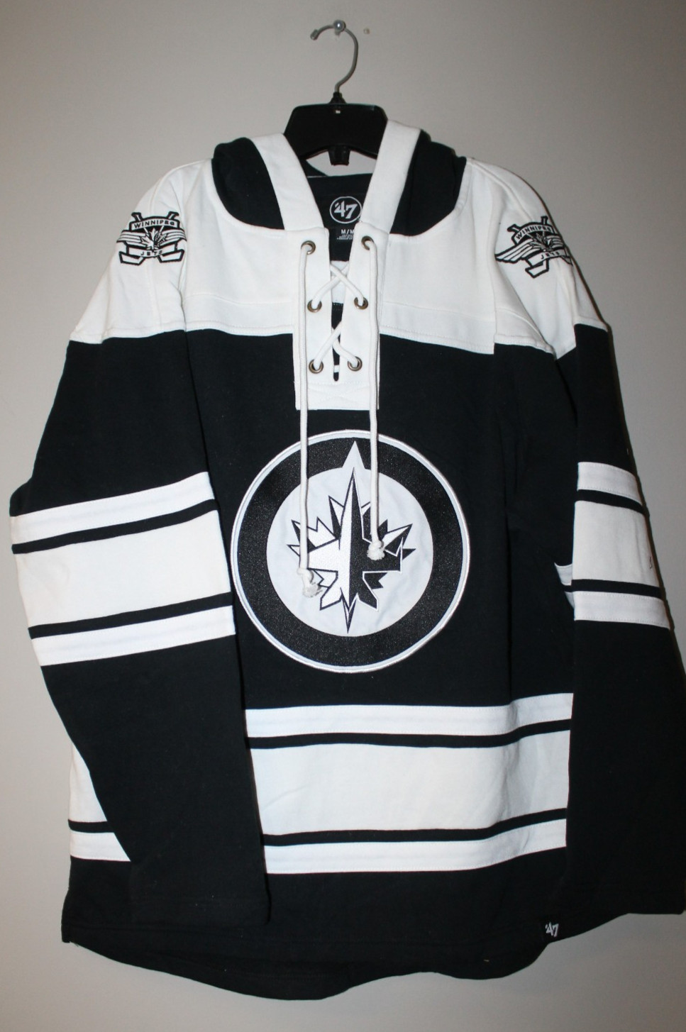 New NHL Winnipeg Jets Lacer jersey style mid weight cotton hoodie men's L