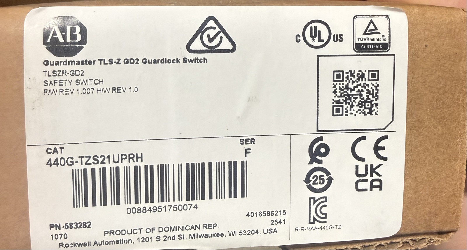 New Sealed Allen Bradley 440G-TZS21UPRH Guardlock Switch New Sealed Allen Bradley 440G-TZS21UPRH Guardlock Switch
