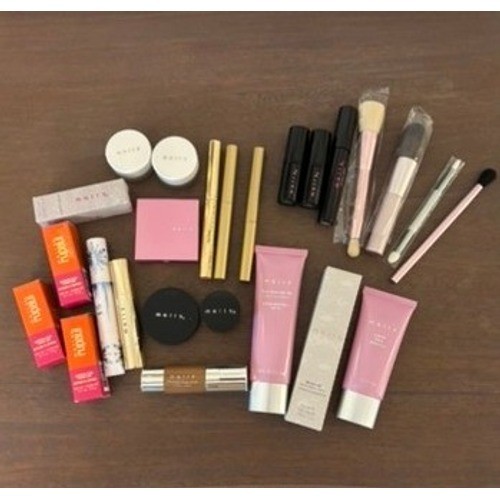Mally Beauty Cosmetics 25 pc Lot Mixed Multicolor Face Eye Lip Brush BB Cream