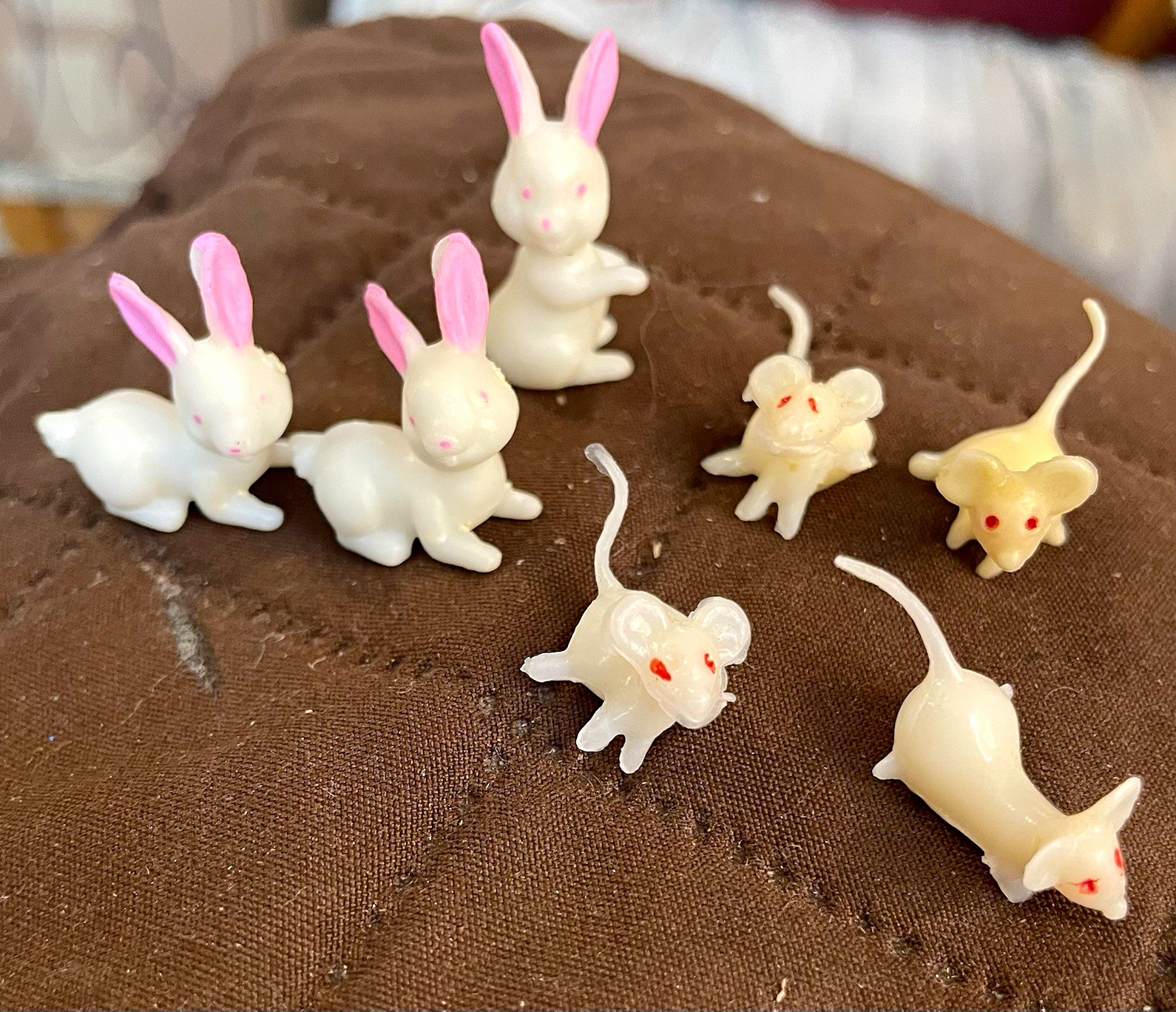 Vintage Miniature Painted Plastic Rabbits & Mice Lot 7 White Pink Vintage Miniature Painted Plastic Rabbits & Mice Lot 7 White Pink