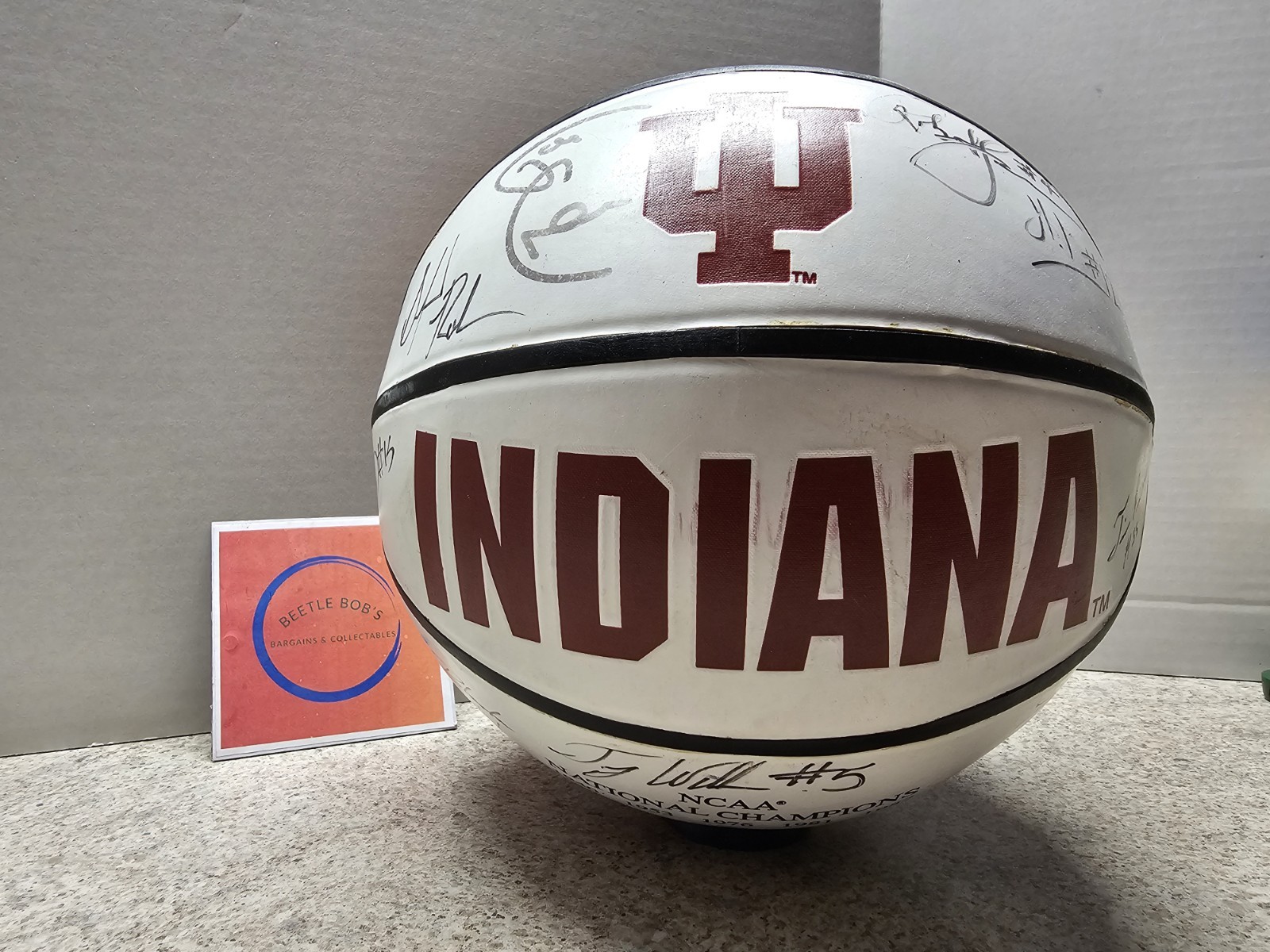 2014-2015 Indiana Hoosiers Basketball NCAA 15x's Autographed Baden Basketball No