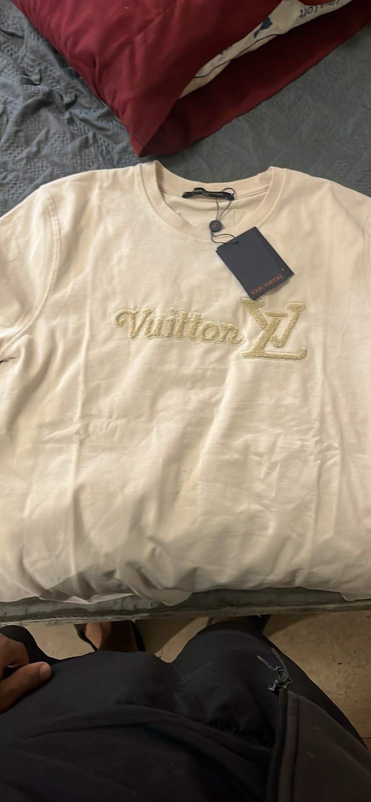 Louis Vuitton Mens Beige Embroidered Logo T-Shirt L Cotton Crew Neck Louis Vuitton Mens Beige Embroidered Logo T-Shirt L Cotton Crew Neck