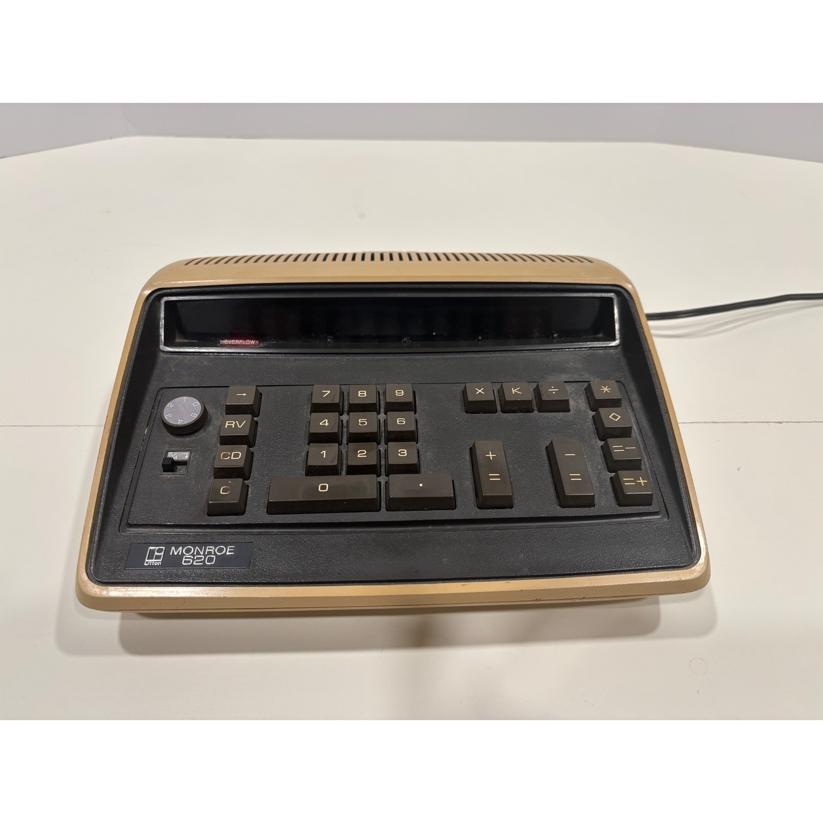 Vintage Monroe 620 Litton Desktop Calculator Red Display Made in Japan
