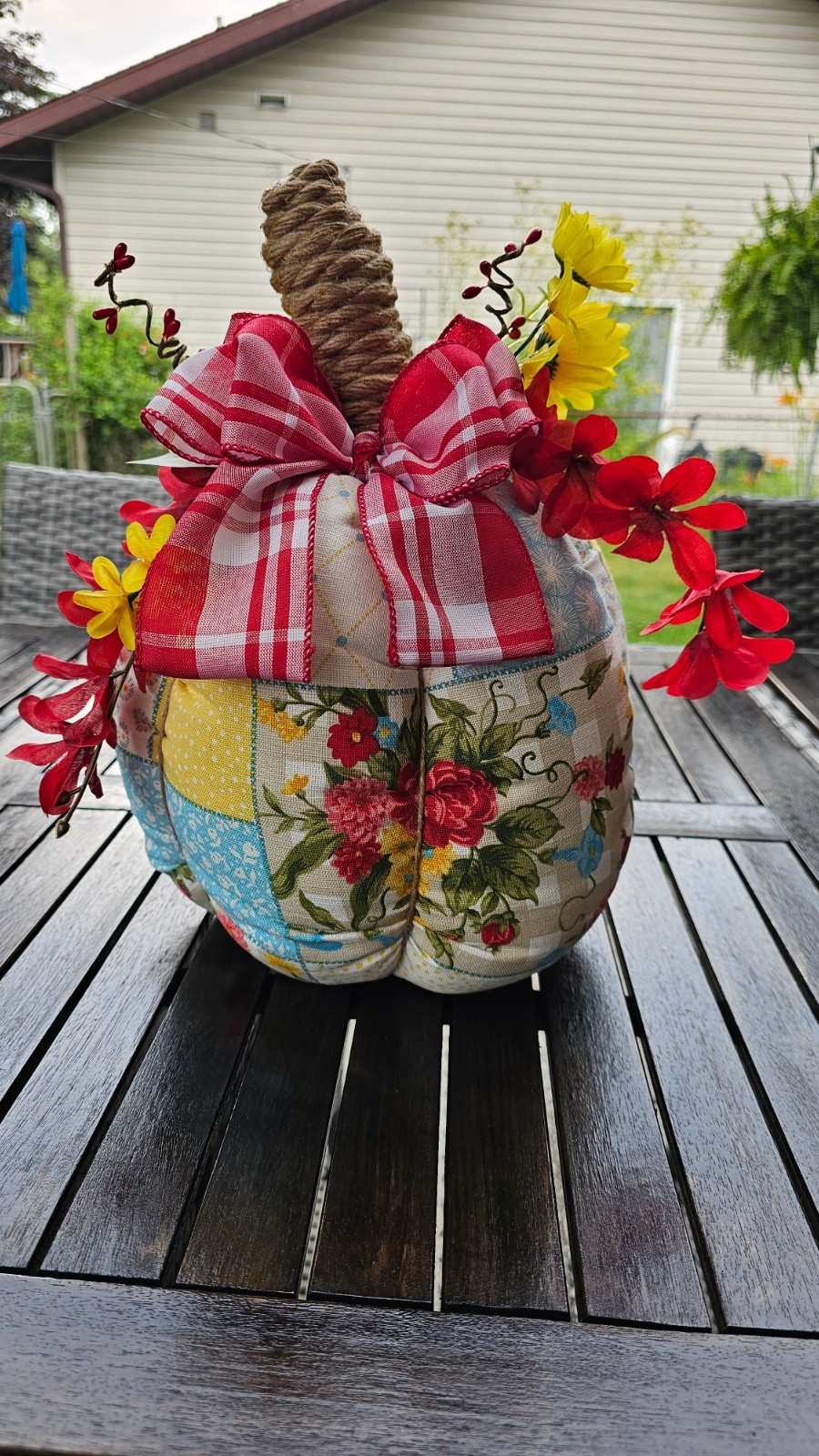 Pioneer Woman Pretty Natural Rustic Farmhouse Pumpkin Fall Halloween centerpiece Pioneer Woman Pretty Natural Rustic Farmhouse Pumpkin Fall Halloween centerpiece