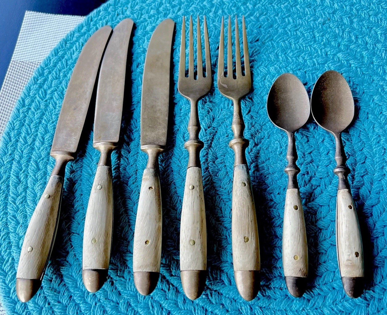 Vintage French Provincial Style Brass & Boxwood Flatware Lot Of 7