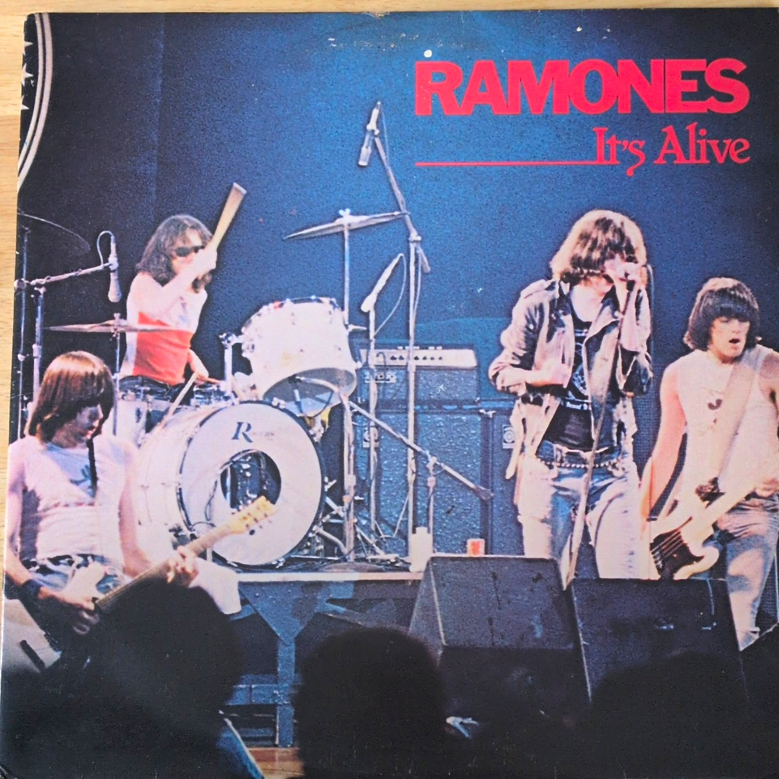 Ramones It's Alive Sire SRK2 6074 Vinyl Rock LP Record Cardboard Sleeve Ramones It's Alive Sire SRK2 6074 Vinyl Rock LP Record Cardboard Sleeve