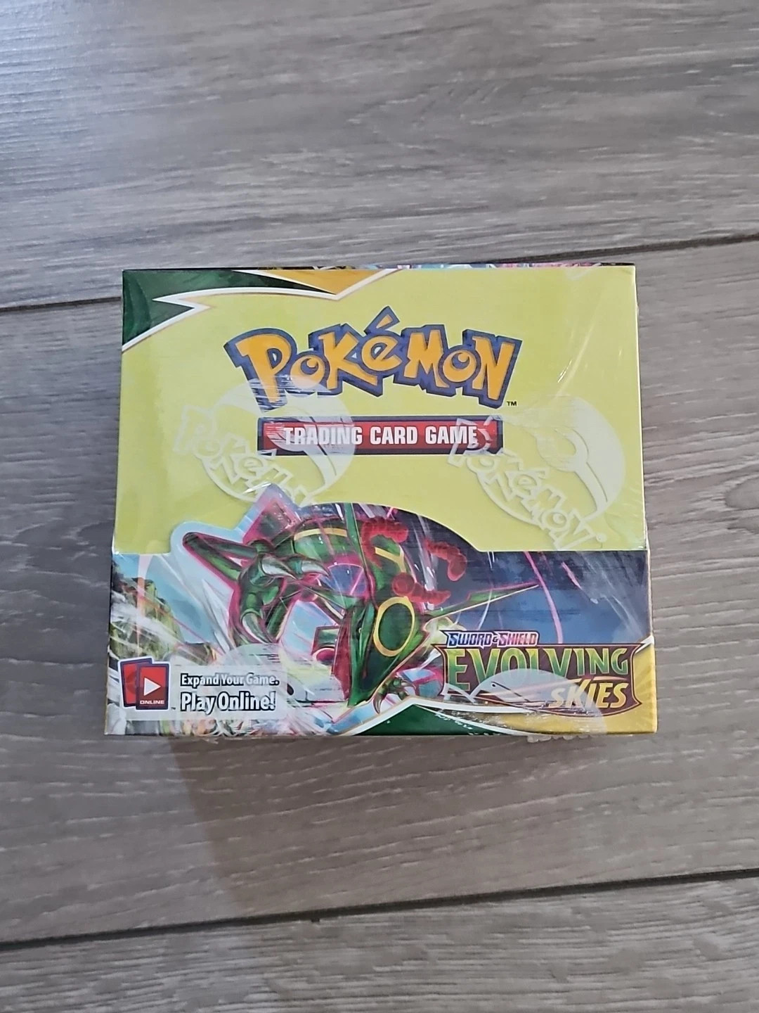 Pokemon TCG - Evolving Skies Booster Box (36 packs) New/Factory Sealed. English 