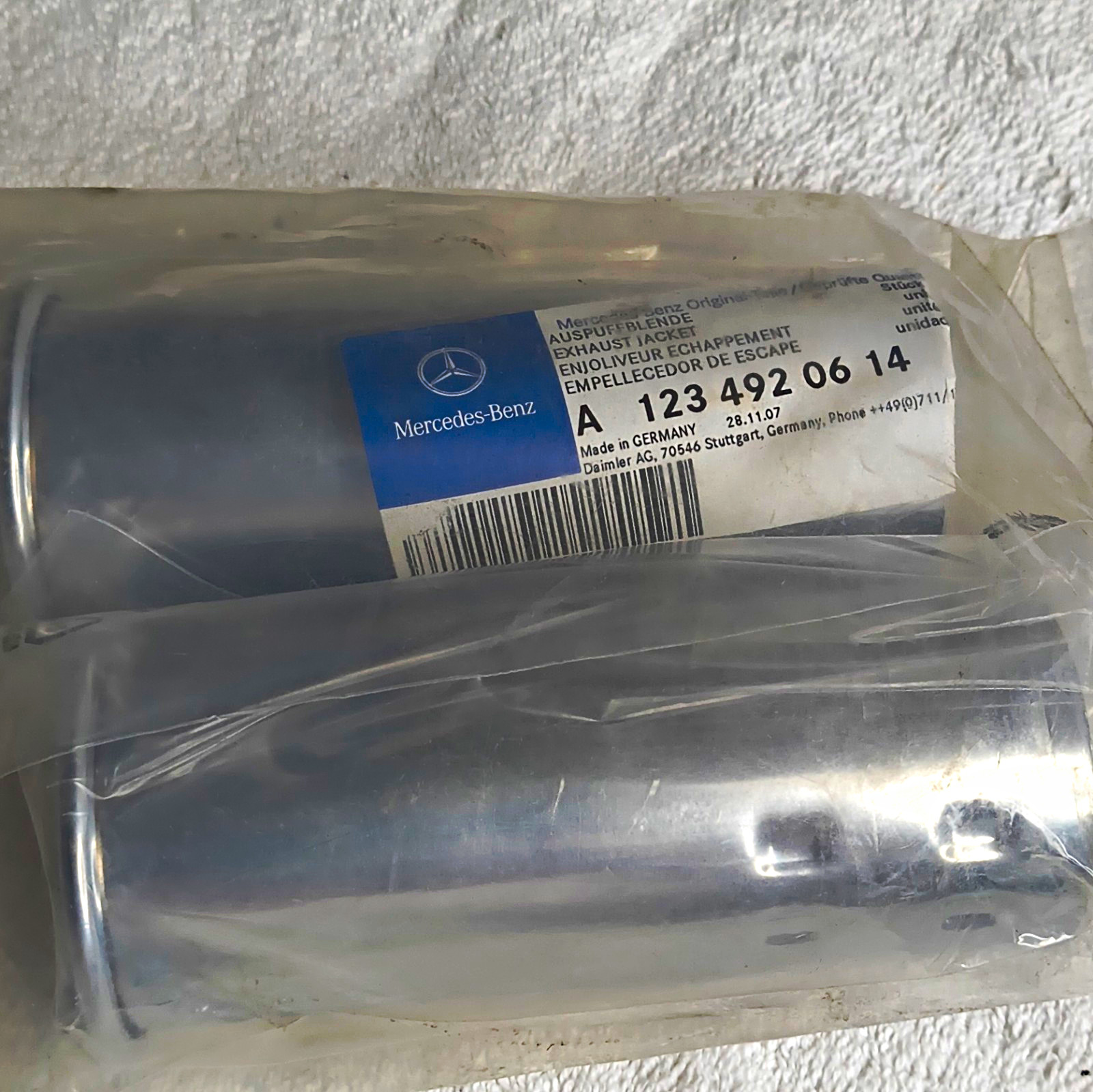 NOS Pair of Mercedes-Benz Exhaust Tips 72- 80 Models / OEM 123-492-06-14 NOS Pair of Mercedes-Benz Exhaust Tips 72- 80 Models / OEM 123-492-06-14