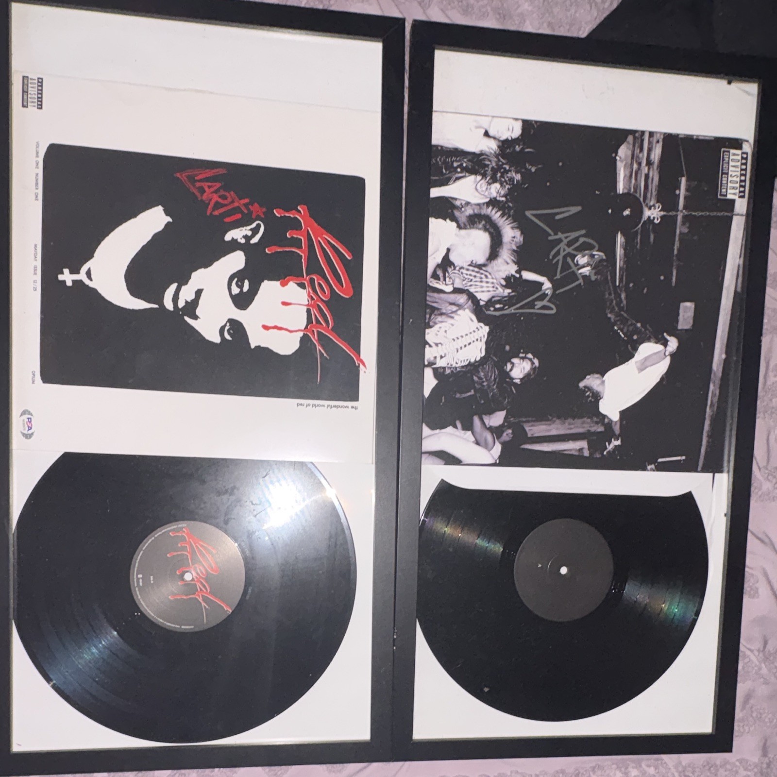 PLAYBOI CARTI WLR AUTOGRAPH VYNIL BLOOD MARKER AUTOGRAPH. Rare, Opium, metalcore