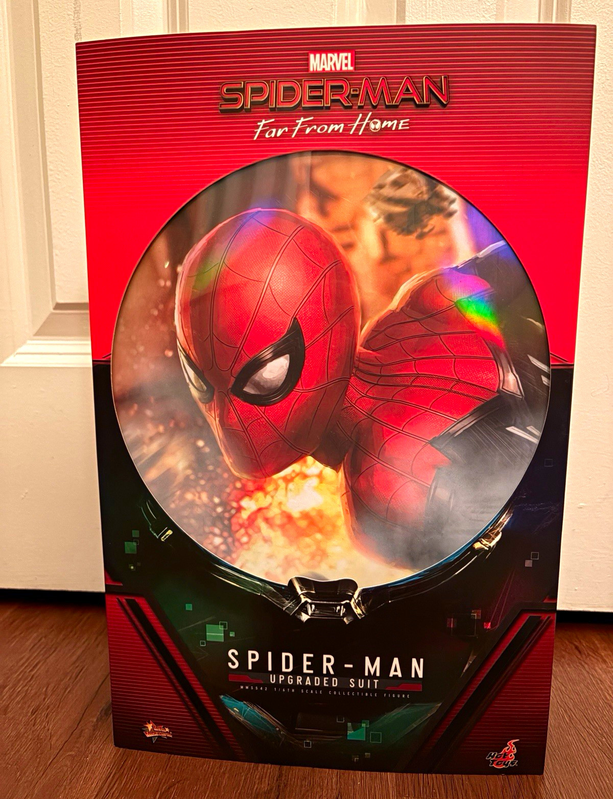 Hot Toys Spider-Man Far From Home Upgraded Suit 1:6 Figure w/ Drone, Web FX Hot Toys Spider-Man Far From Home Upgraded Suit 1:6 Figure w/ Drone, Web FX