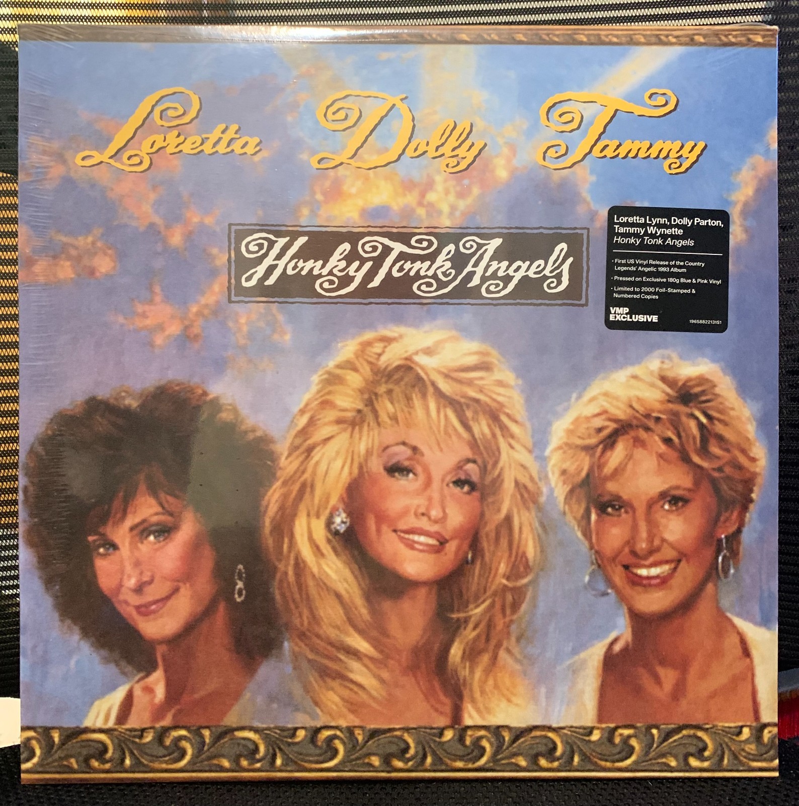Loretta Lynn Tammy Wynette Dolly Parton Honky Tonk Angels - Blue & Pink Marble