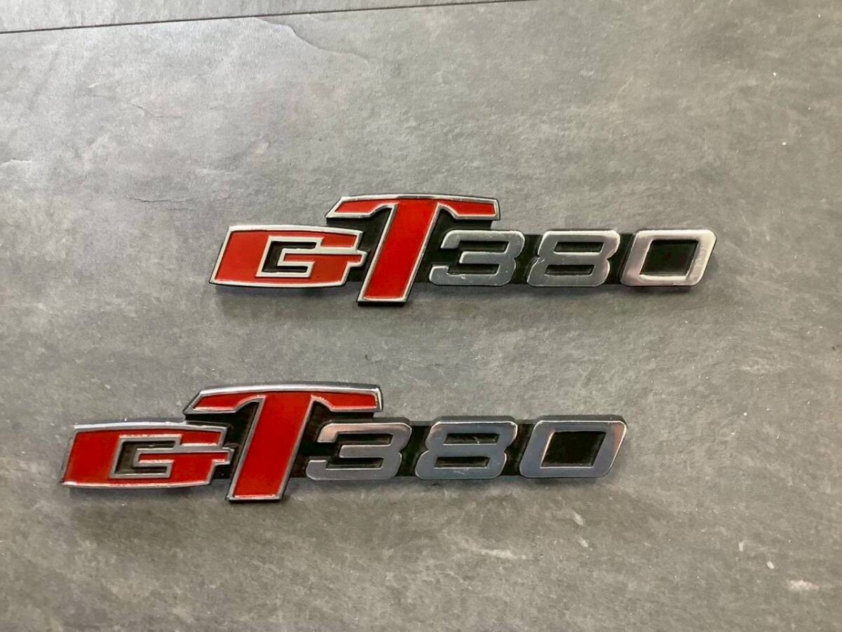 Suzuki GT380 Emblem Pin Type Left and Right Set Genuine Type SIDe Cover GT380B