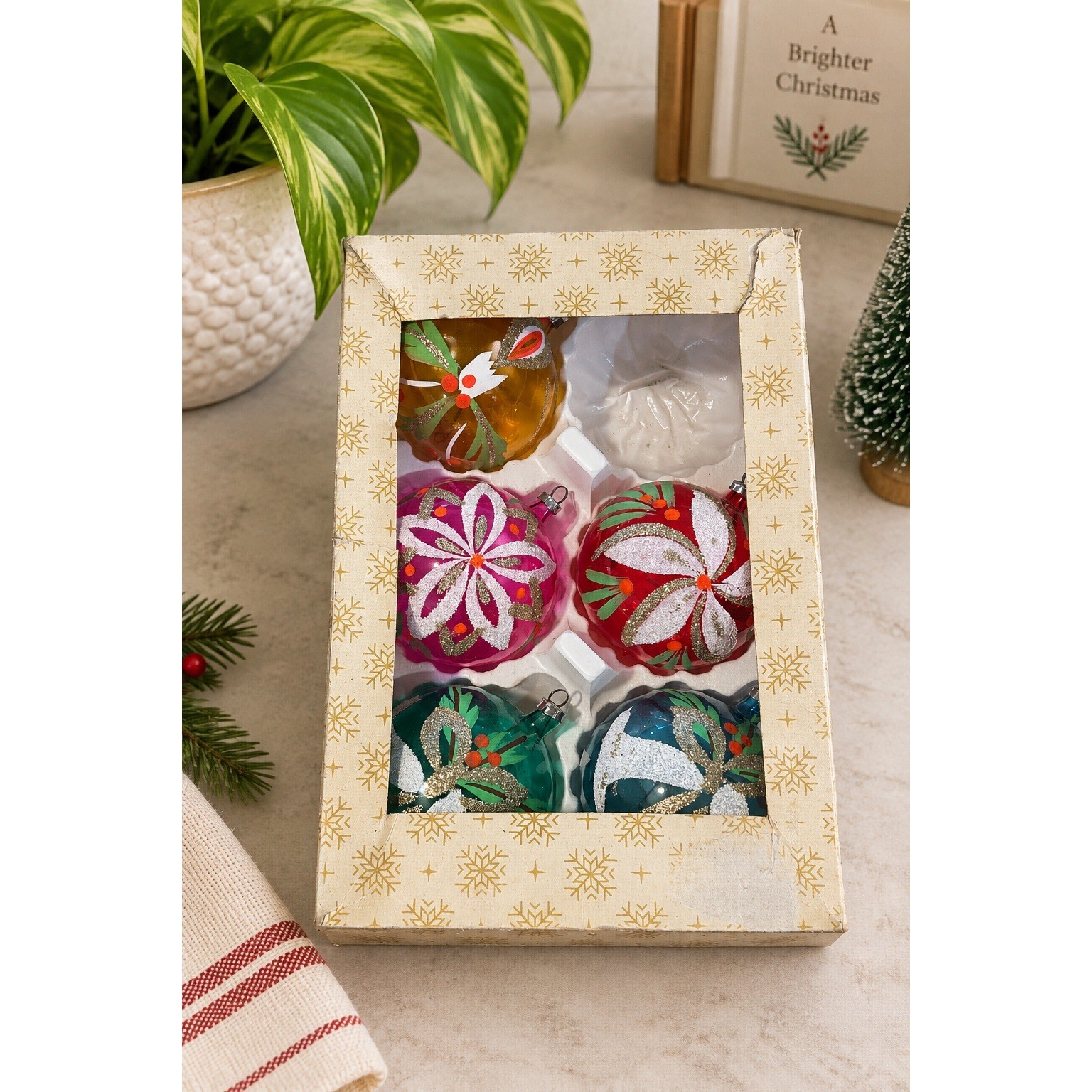 Vintage GDR Glass Christmas Ornaments Hand Painted Glitter Set of 5 East Germany