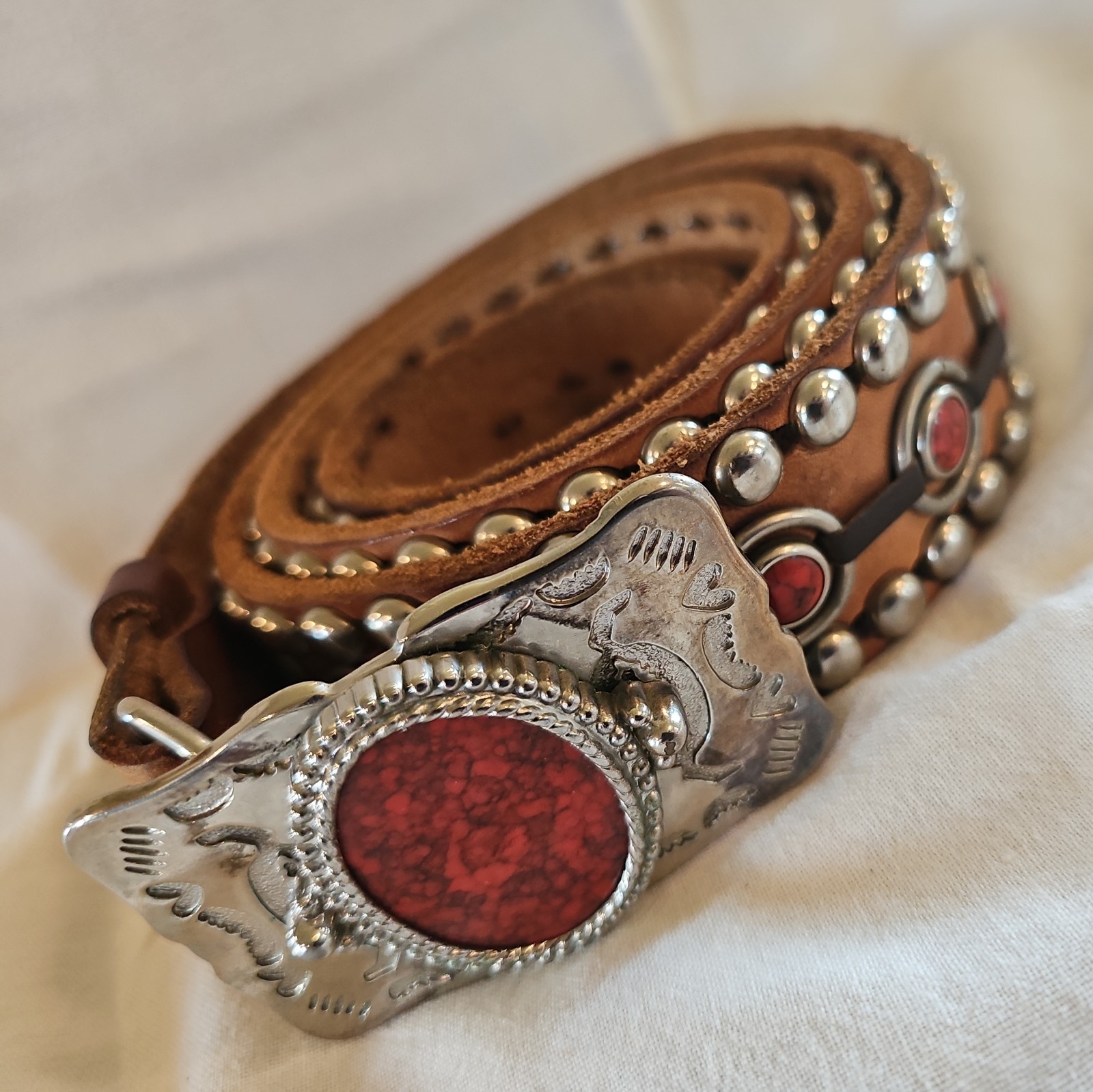 Vintage Tooled Belt & Silver Buckle w/Large Stone 46\ Vintage Tooled Belt & Silver Buckle w/Large Stone 46\