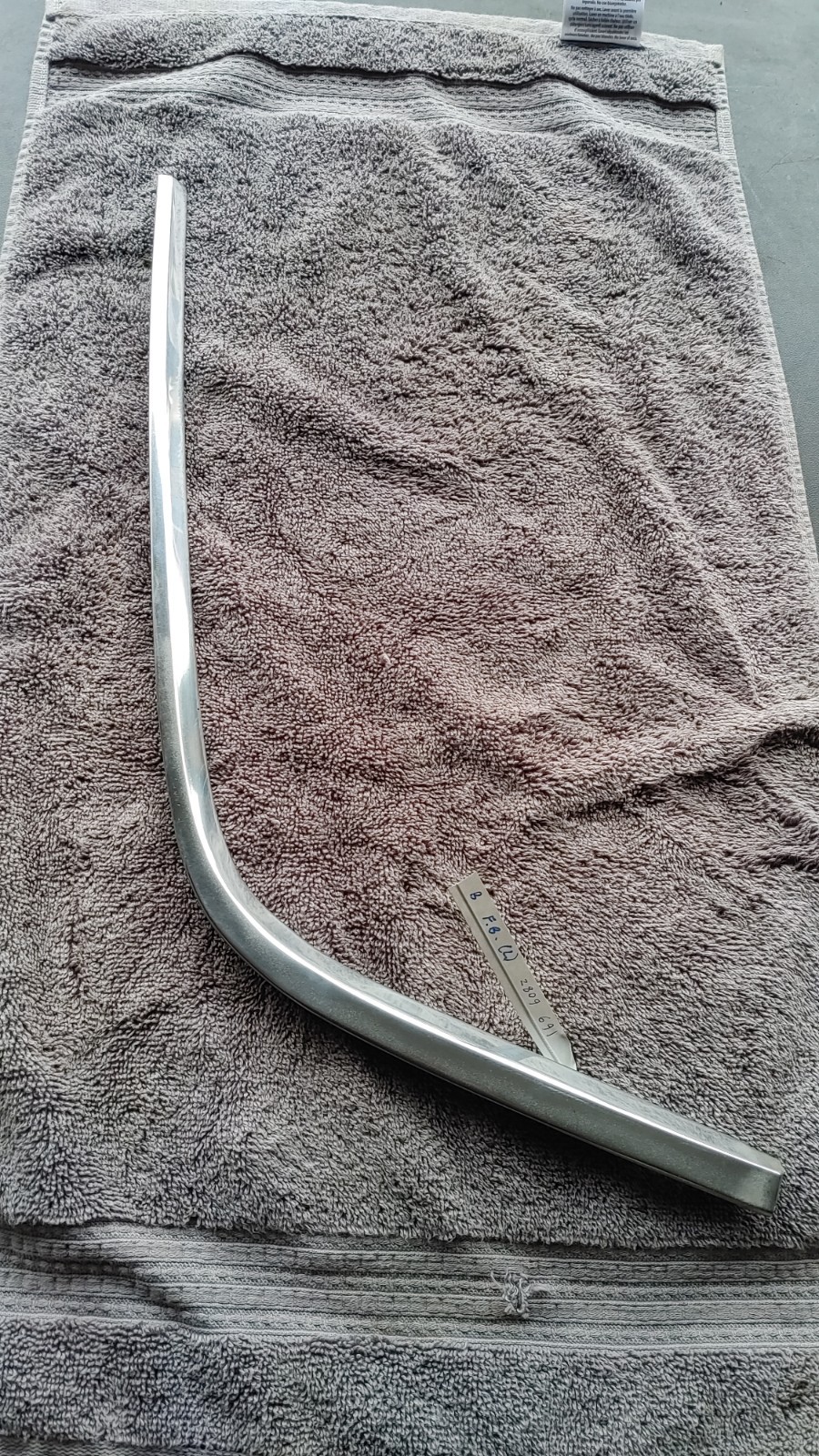 1967 1968 1969 Barracuda fastback exterior quarter molding (left) Part # 2809691
