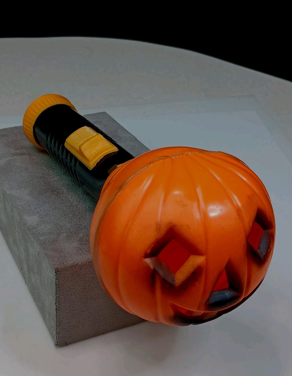 Vtg 1950/60's F.T. Jack-O-Lantern Blow-Mold Pumpkin Flashlight-Hong Kong *READ**