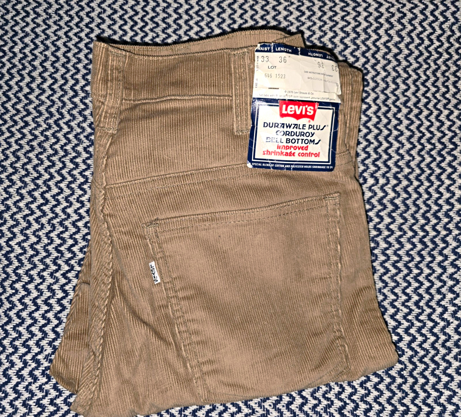Vintage 70s Levi\'s Deadstock Durawale Plus Bell Bottom Corduroy Pants Vintage 70s Levi\'s Deadstock Durawale Plus Bell Bottom Corduroy Pants