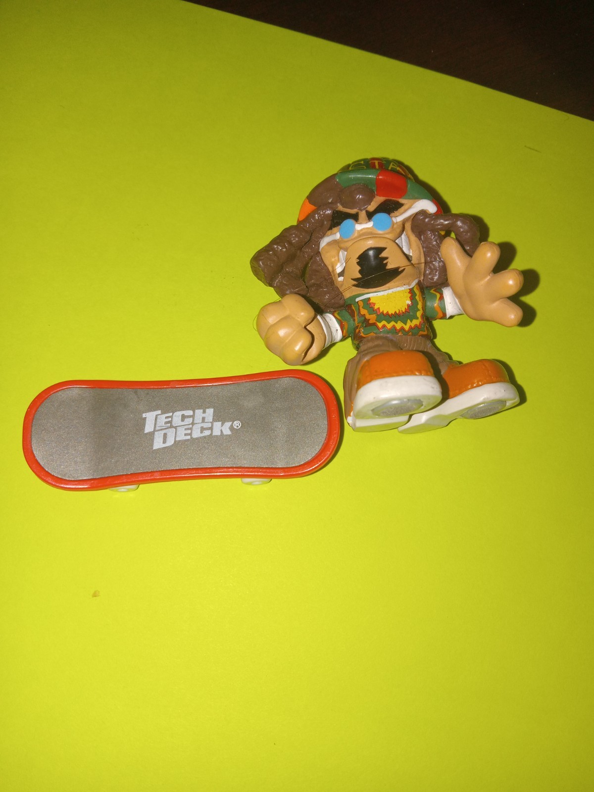 VTG Tech Deck Dude Rasta Evolution Crew Dreads 2004 Skateboard Magnetic Feet VTG Tech Deck Dude Rasta Evolution Crew Dreads 2004 Skateboard Magnetic Feet