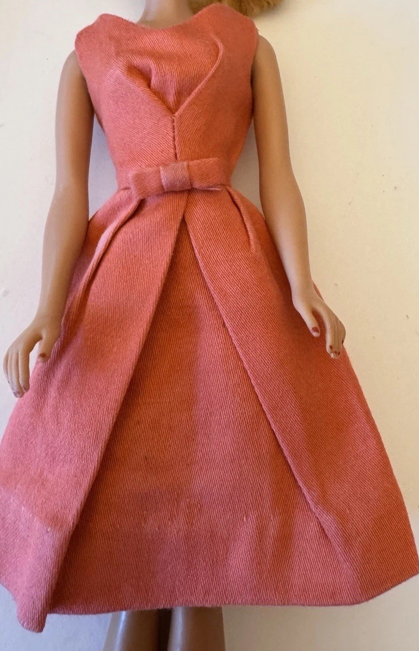 Vtg Mattel Barbie Coral College Campus Fashion Pak Dress
