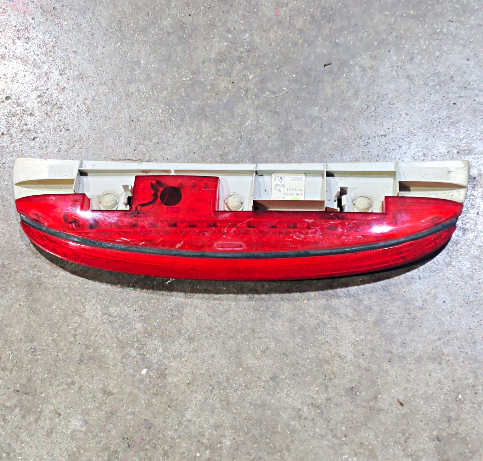 1997-2006 Jaguar XK8 Third Brake Light OEM LJB 5001AC Working 1997-2006 Jaguar XK8 Third Brake Light OEM LJB 5001AC Working