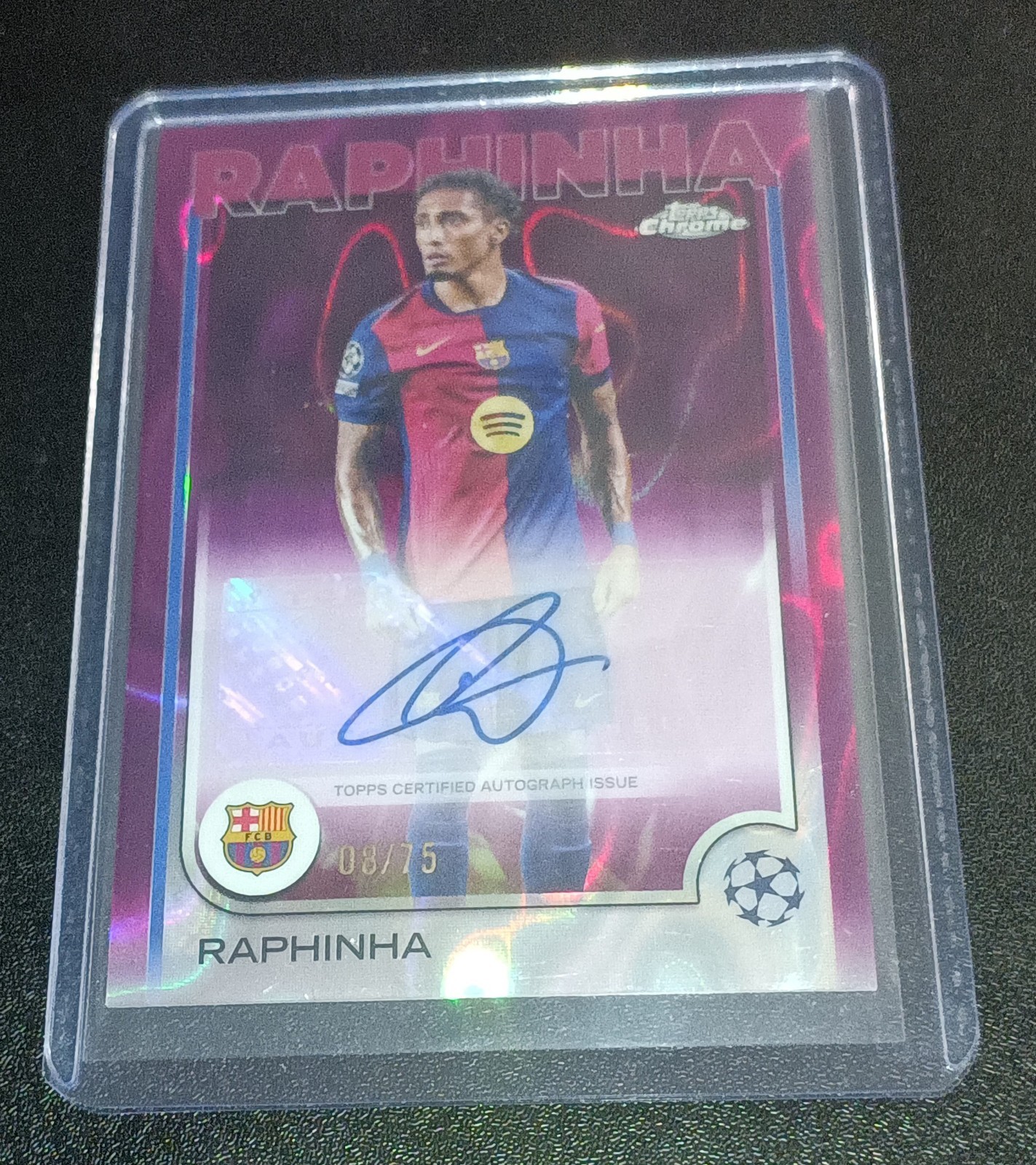 2024-25 Topps Chrome UEFA Raphinha Auto Magenta Lava Refractor /75 #CA-RP