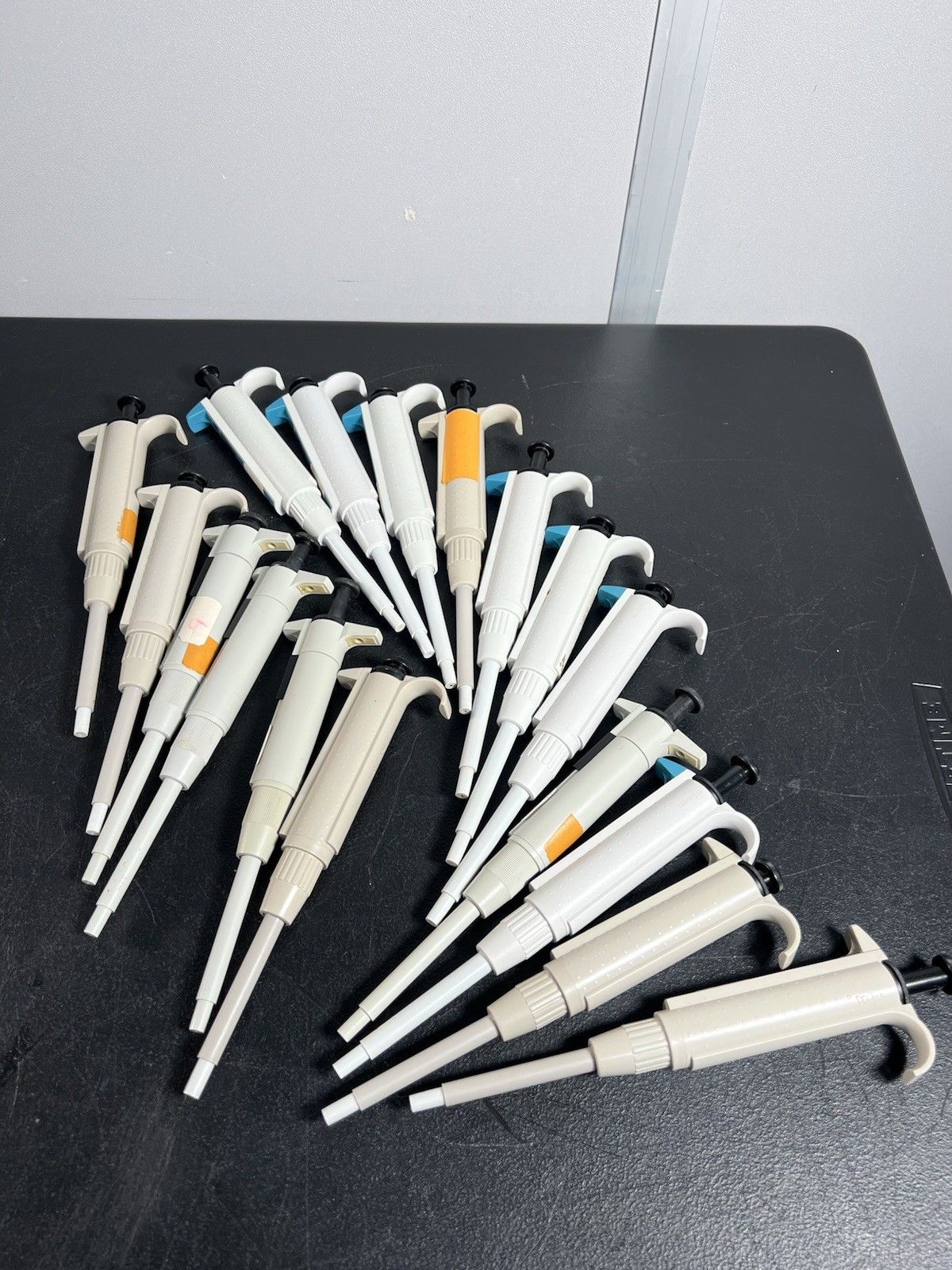 17x Wheaton Socorex Calibra 822 Pipette Lot 100-1000 uL Volume Untested 17x Wheaton Socorex Calibra 822 Pipette Lot 100-1000 uL Volume Untested