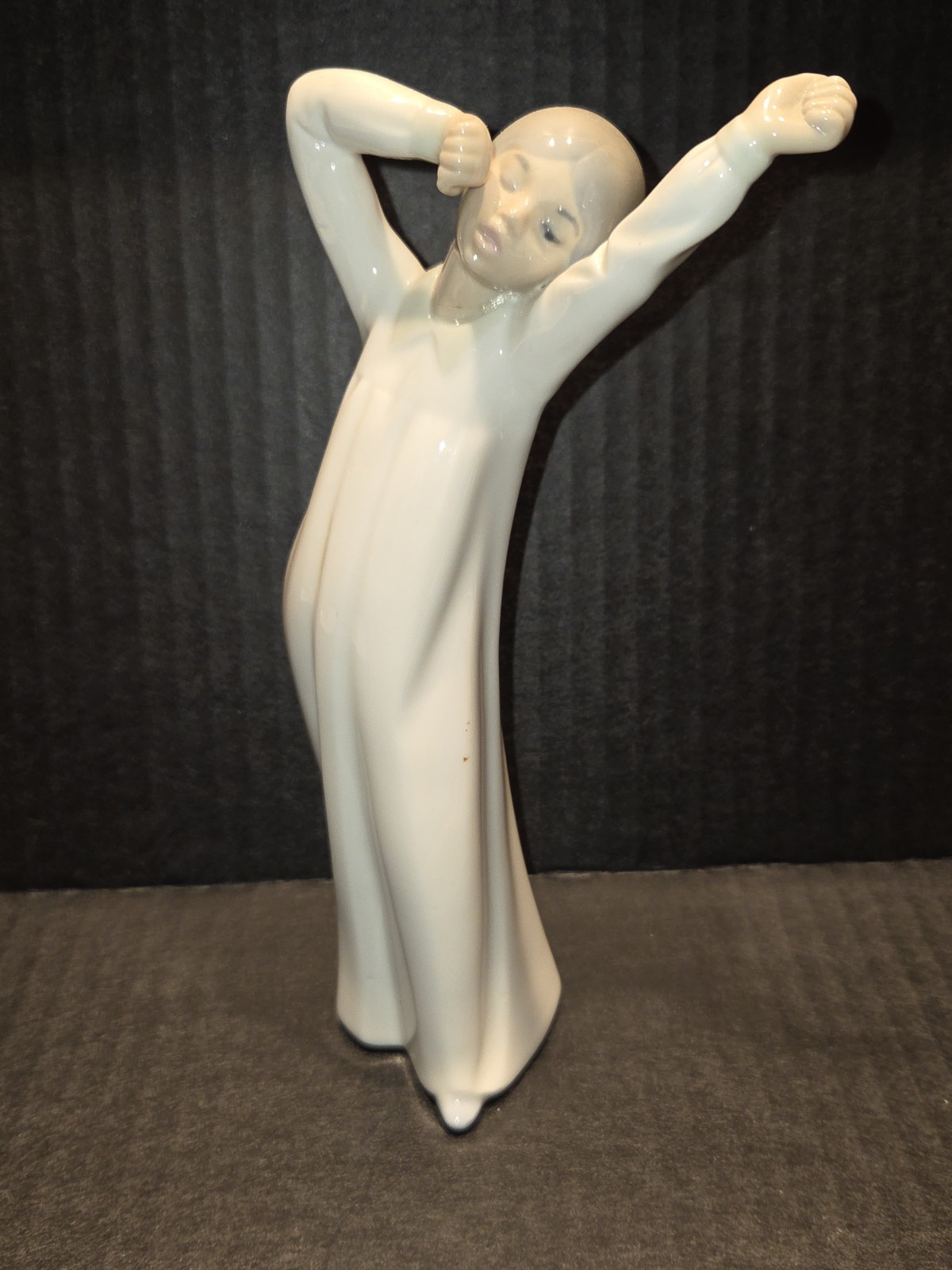 Zaphir Ceramic Figurine Girl Figurine 8'' Made in Spain Zaphir Ceramic Figurine Girl Figurine 8'' Made in Spain