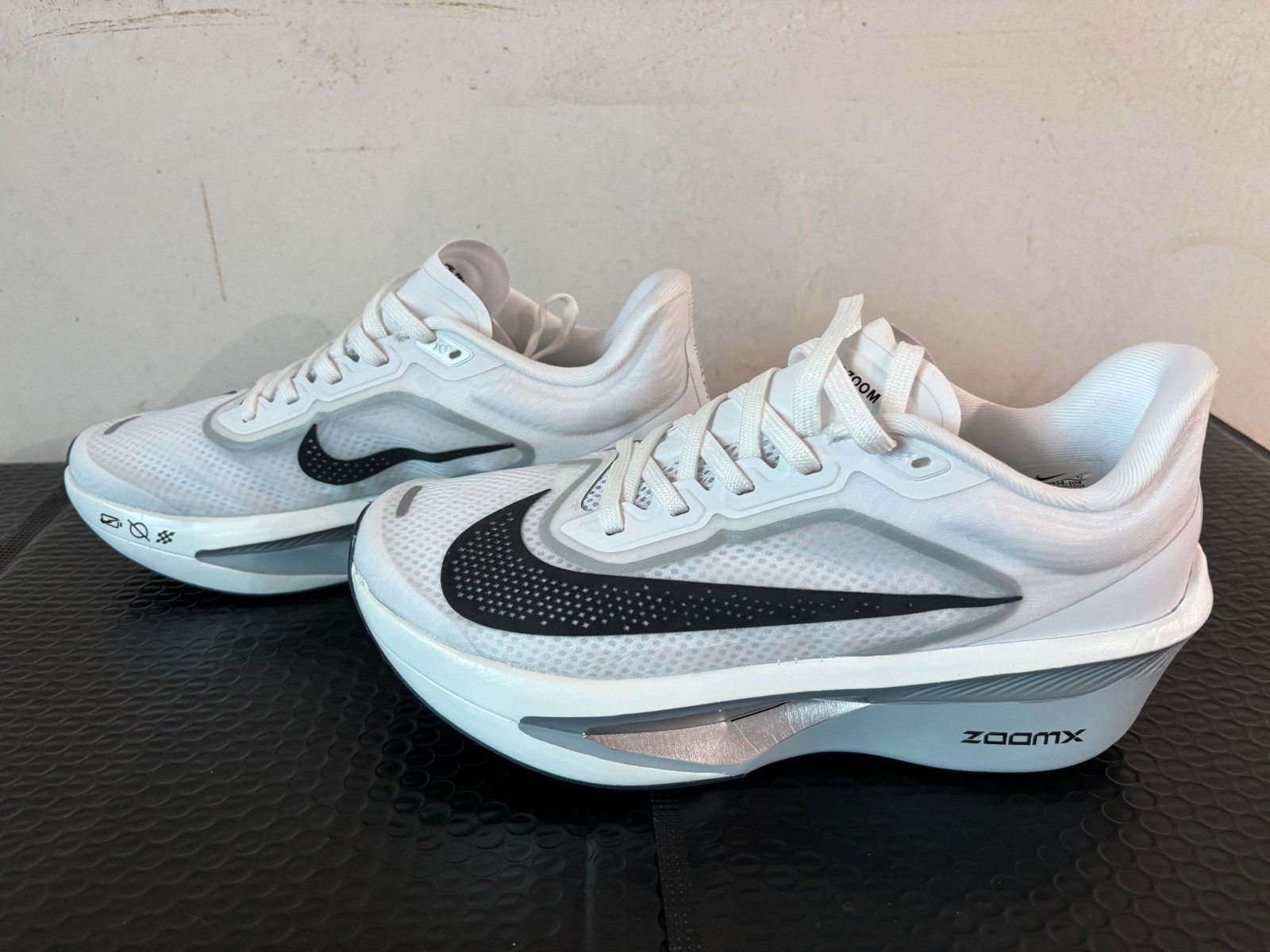 Nike Zoom Fly 6 White Pure Platinum FN8454-104 Men\'s Size Nike Zoom Fly 6 White Pure Platinum FN8454-104 Men\'s Size