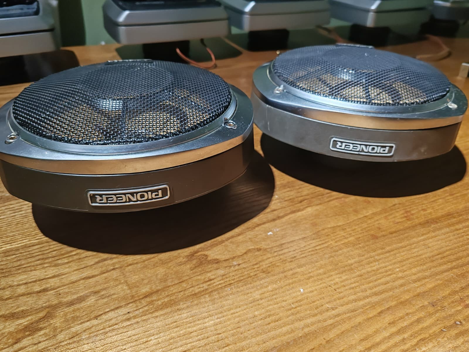 Vintage Pioneer Ts 203 TS-203 Speakers 20cm RARE set Excellent.