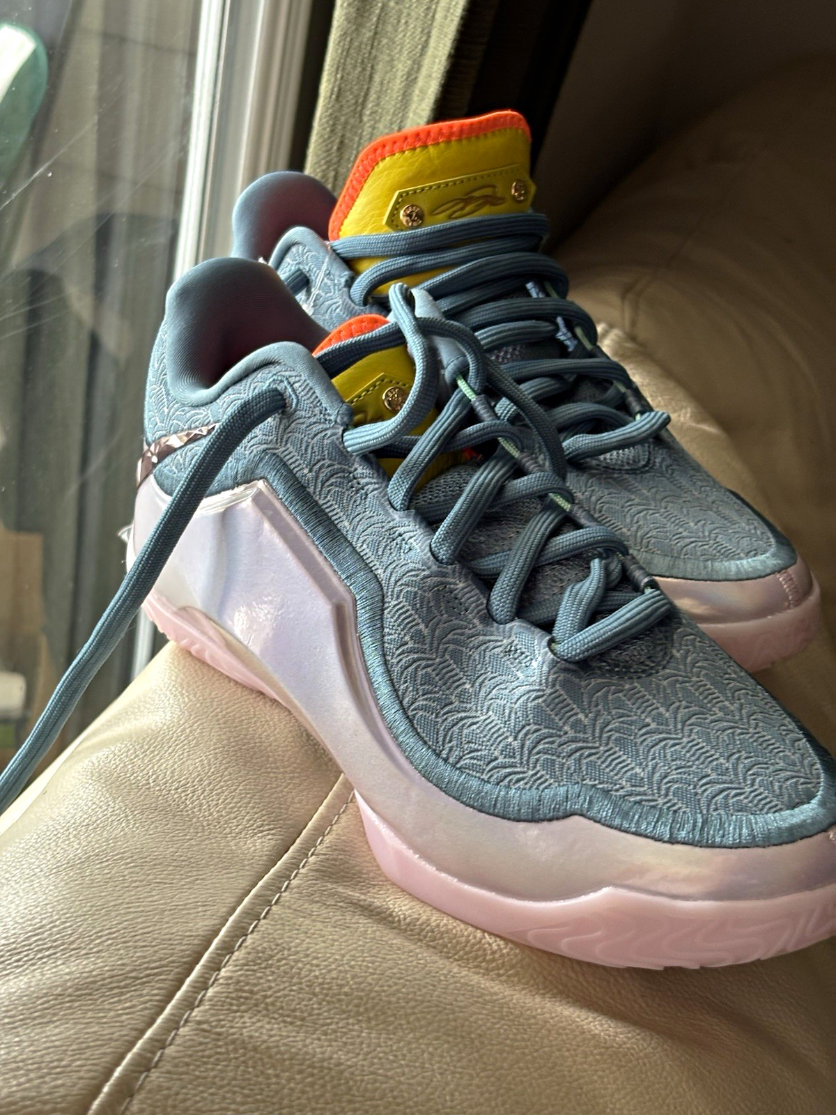 Nike LeBron 23 Low Top Lace-Up Basketball Sneakers Pink Floral Rubber Sole Nike LeBron 23 Low Top Lace-Up Basketball Sneakers Pink Floral Rubber Sole