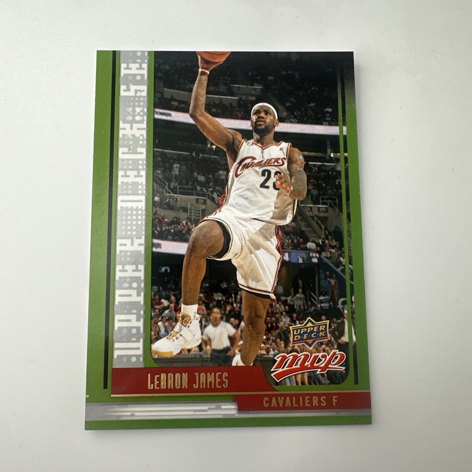 2008-09 Upper Deck MVP - Upper Deck Se LeBron James #10 Cavaliers Insert