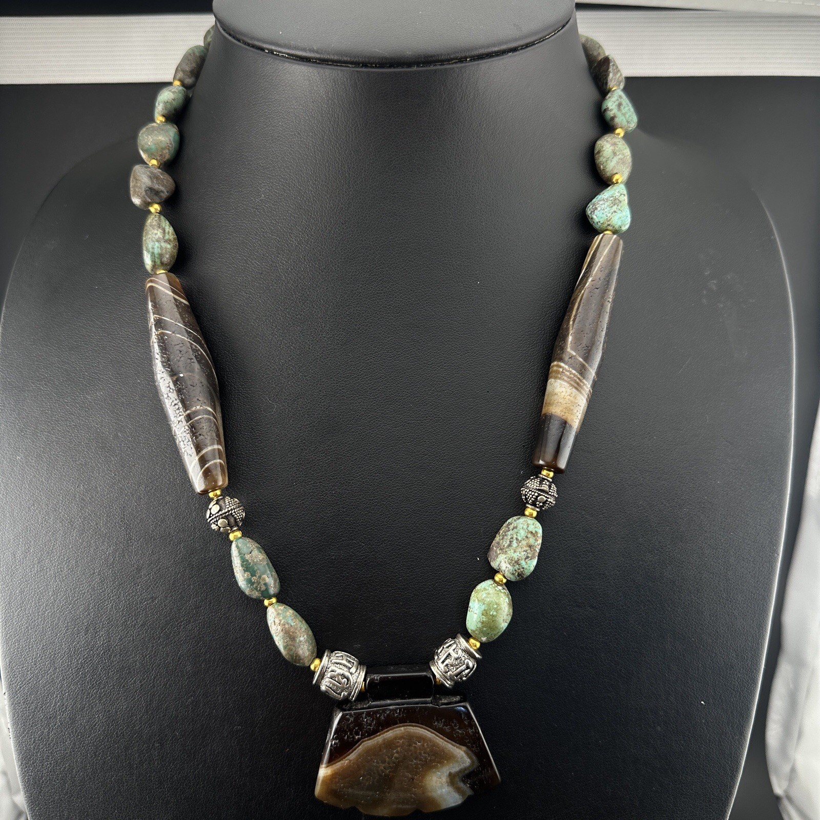 Rare Antique￼ Green Bactrian Beaded Agate & Natural Tibetan Turquoise Necklace
