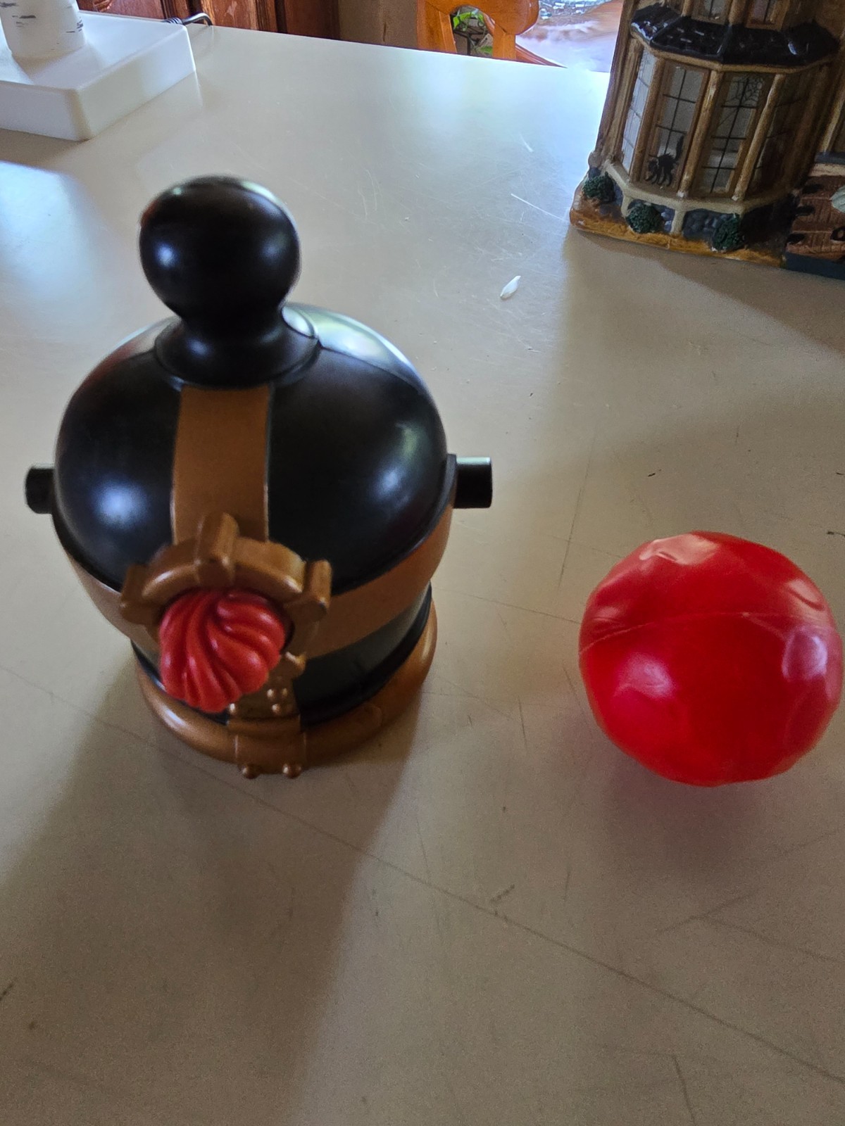 Vintage 1994 Fisher-Price Great Adventures Castle Cannon & Red Boulder Projectil