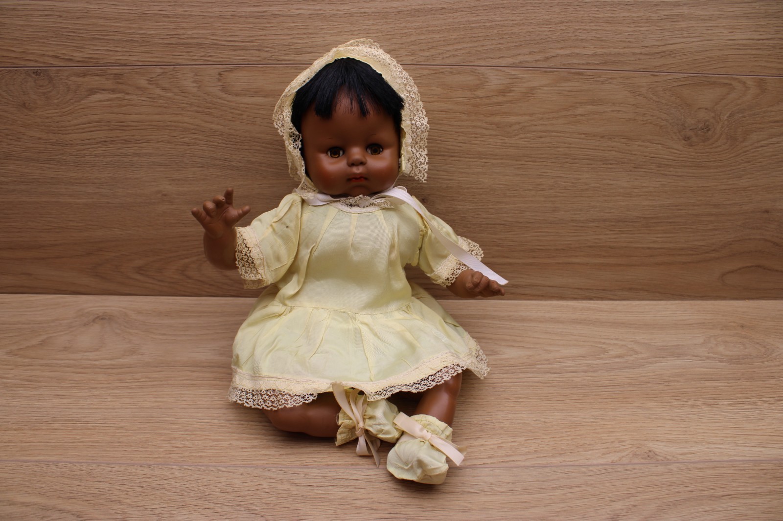 Vintage Horsman DB 13 African American Baby Doll 1961 Yellow Dress Bonnet Vintage Horsman DB 13 African American Baby Doll 1961 Yellow Dress Bonnet