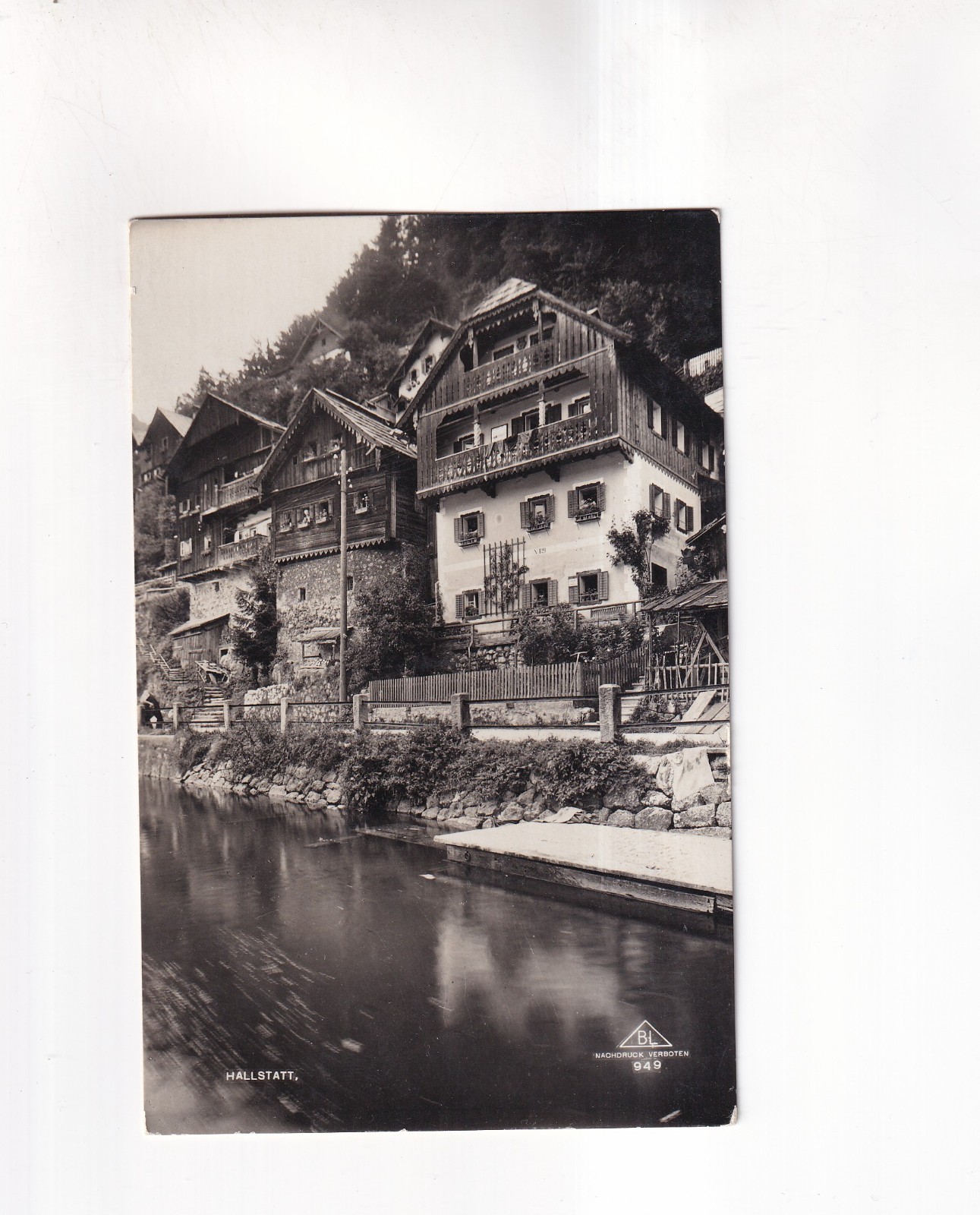 F1986) Postcard HALLSTATT in Upper Austria - Houses B/W PHOTO AK Postcard F1986) Postcard HALLSTATT in Upper Austria - Houses B/W PHOTO AK Postcard