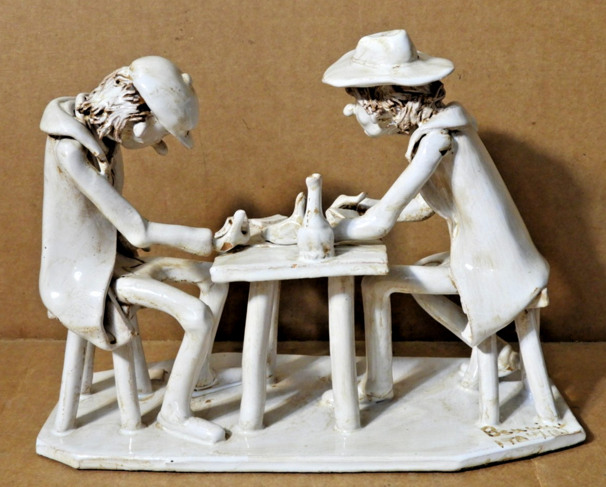 (VINTAGE) BENCINI SCULPTURE TWO MEN PLAYING CARDS-ORIGINAL SIGNED ITALY EX (VINTAGE) BENCINI SCULPTURE TWO MEN PLAYING CARDS-ORIGINAL SIGNED ITALY EX