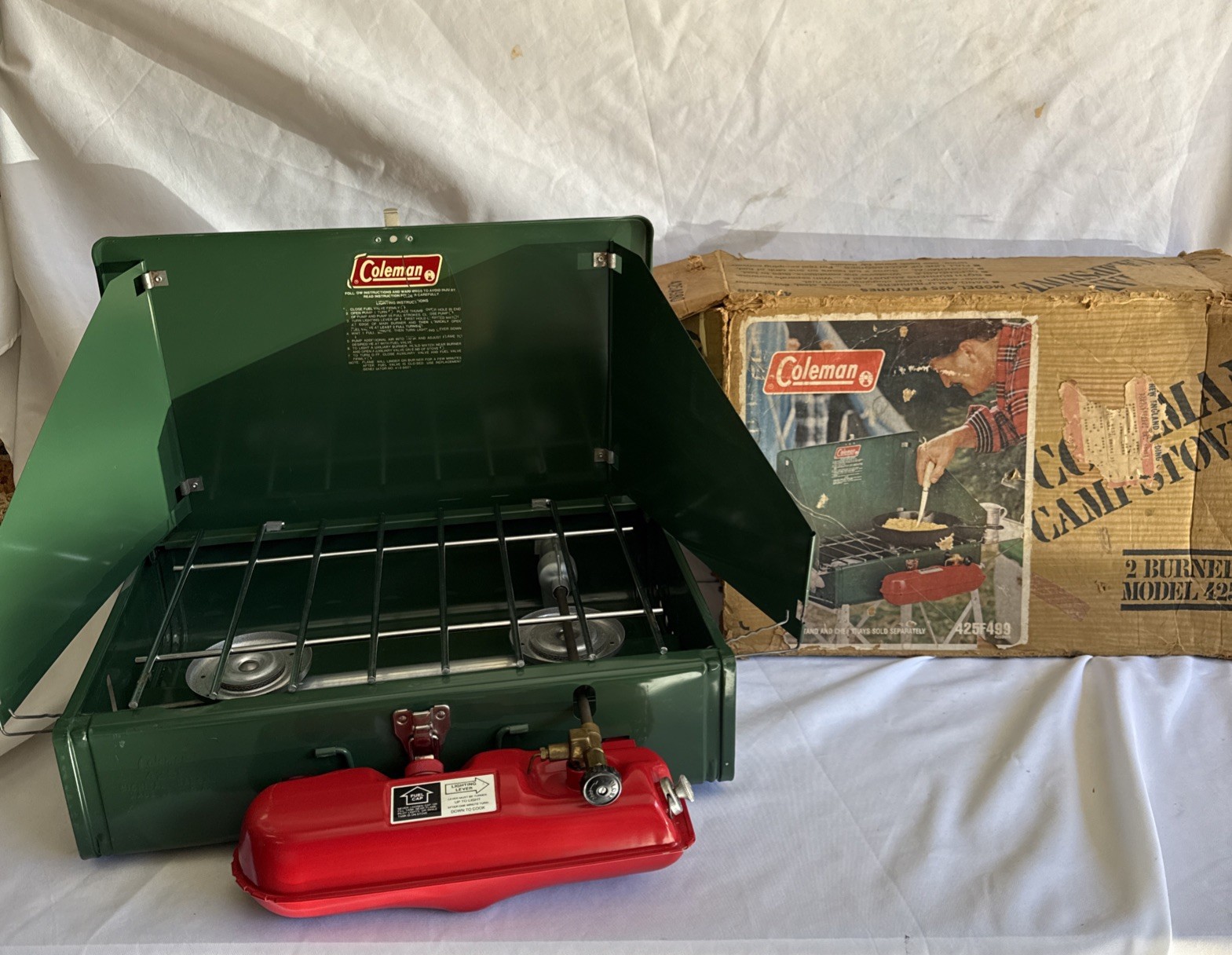 Rare Vntg Coleman Model 425F Dual 2 Burner Green Camp Stove  NEW Never Fired ❤️