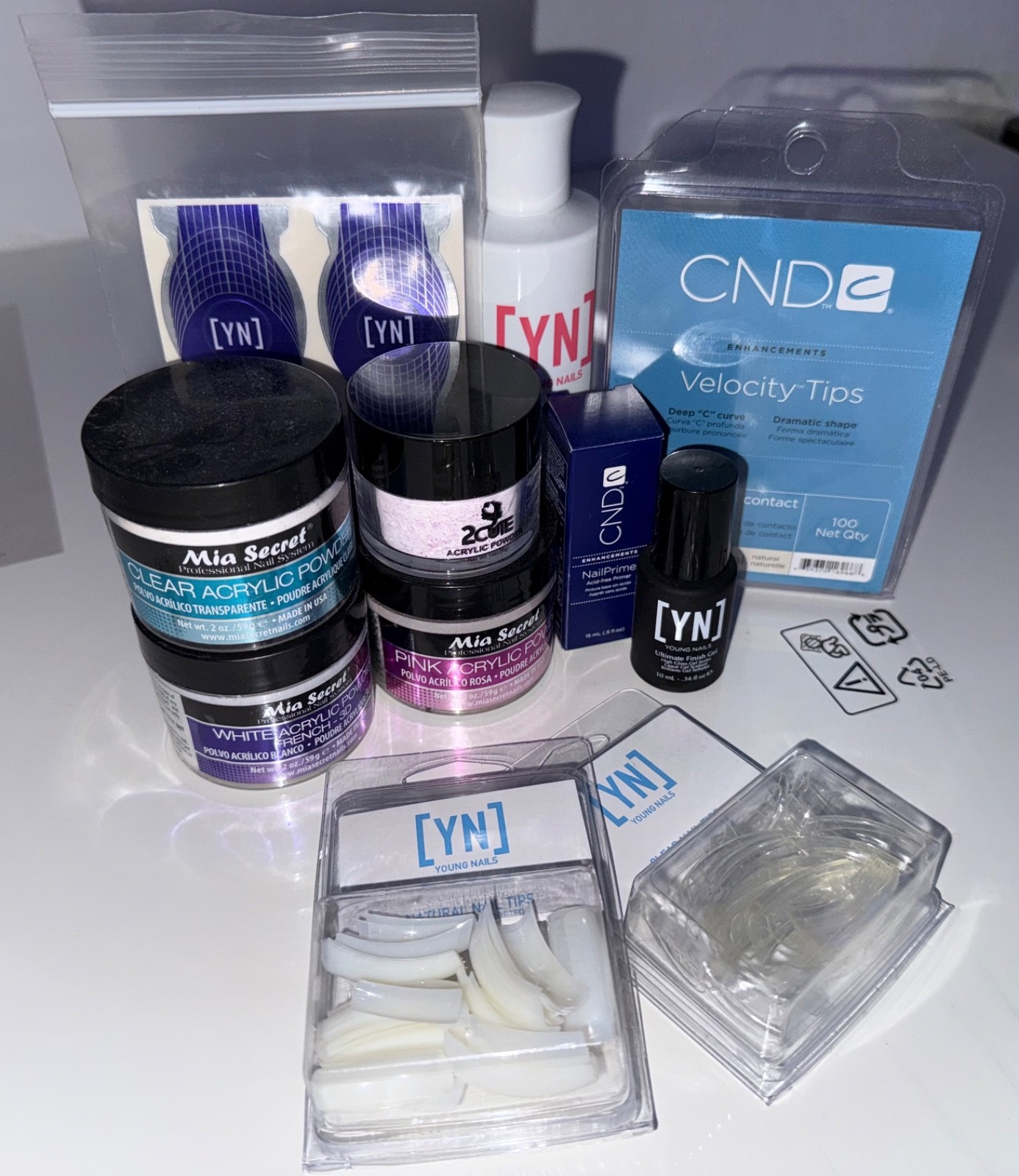 Beginner Nail Kit ( YN, CND, MIA SECRET, 2CUTE ) Beginner Nail Kit ( YN, CND, MIA SECRET, 2CUTE )