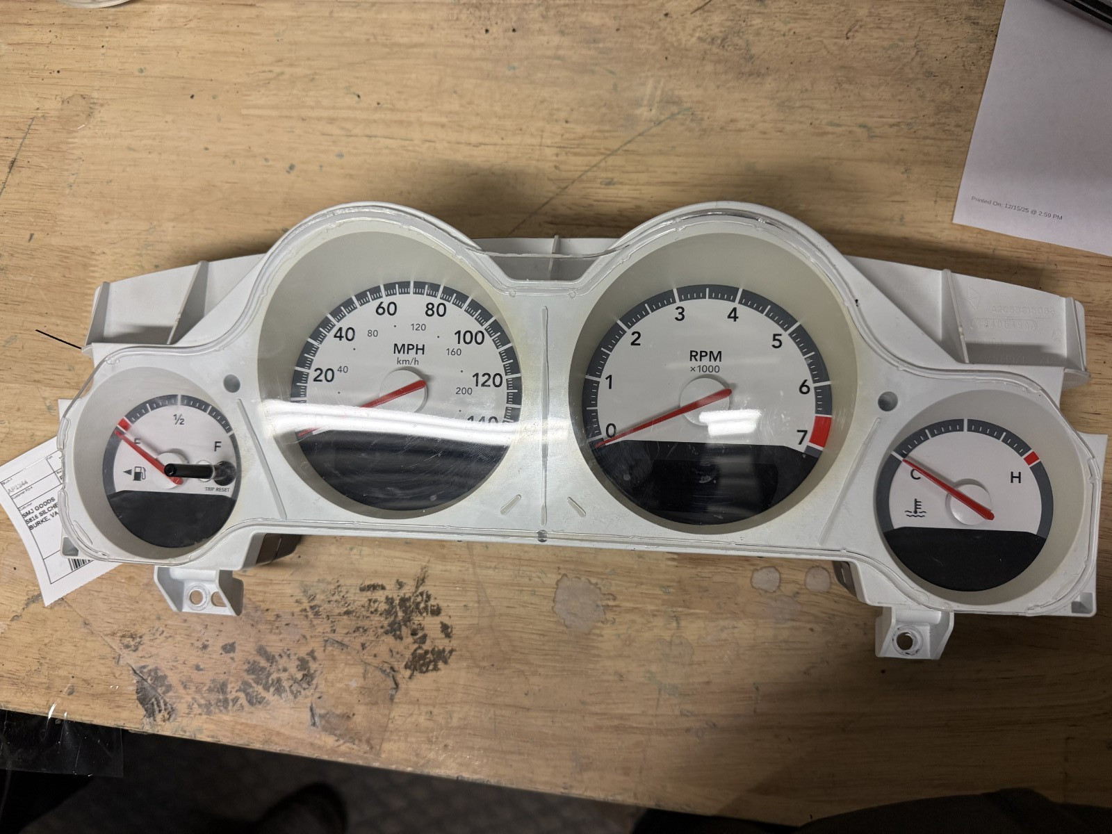 2009-2010 Dodge Challenger Speedometer Cluster MPH 140 AT OEM