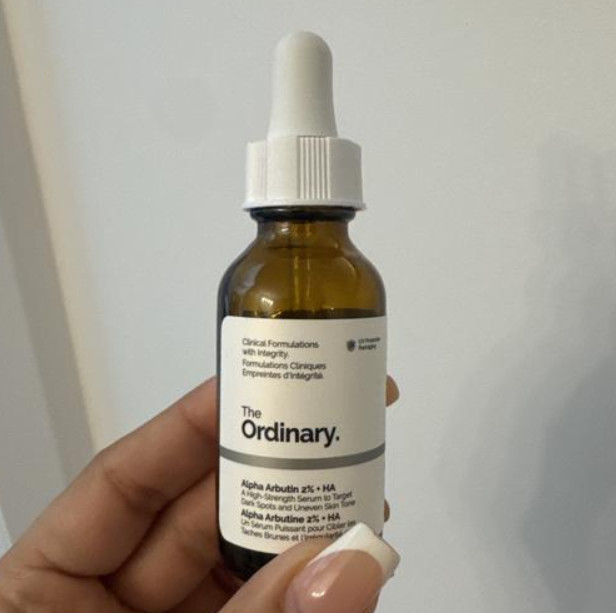 The Ordinary Alpha Arbutin 2% + Hyaluronic Acid for Hyperpigmentation,30 mL