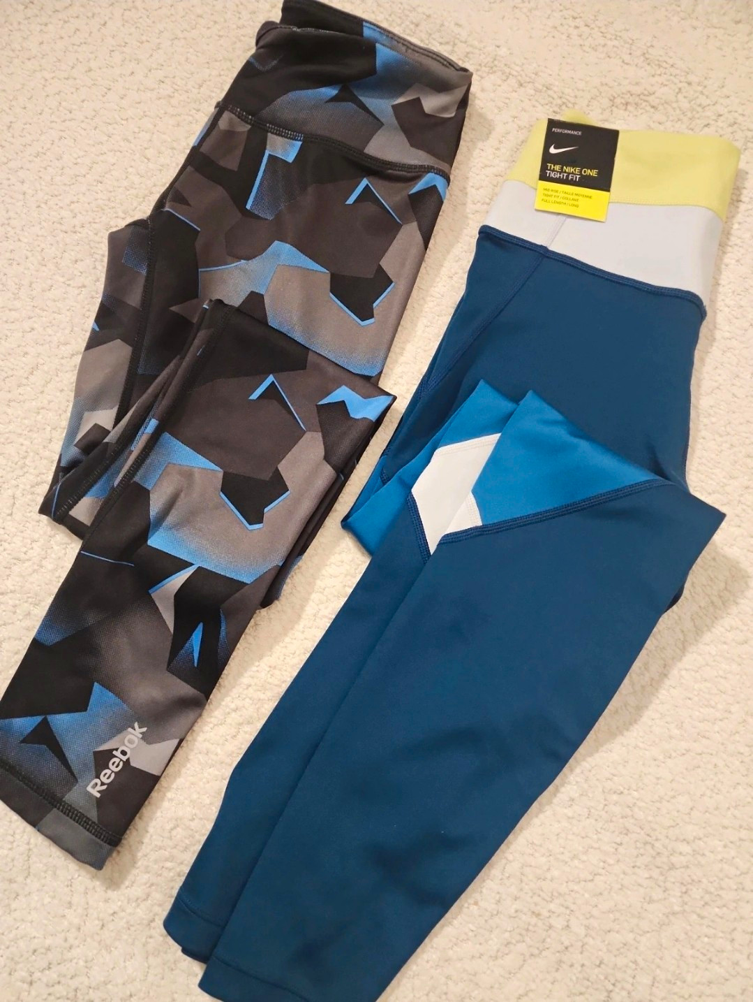 Nike Dri-FIT & Reebok Women’s XS Leggings Lot 2 High Rise Geometric/Solid