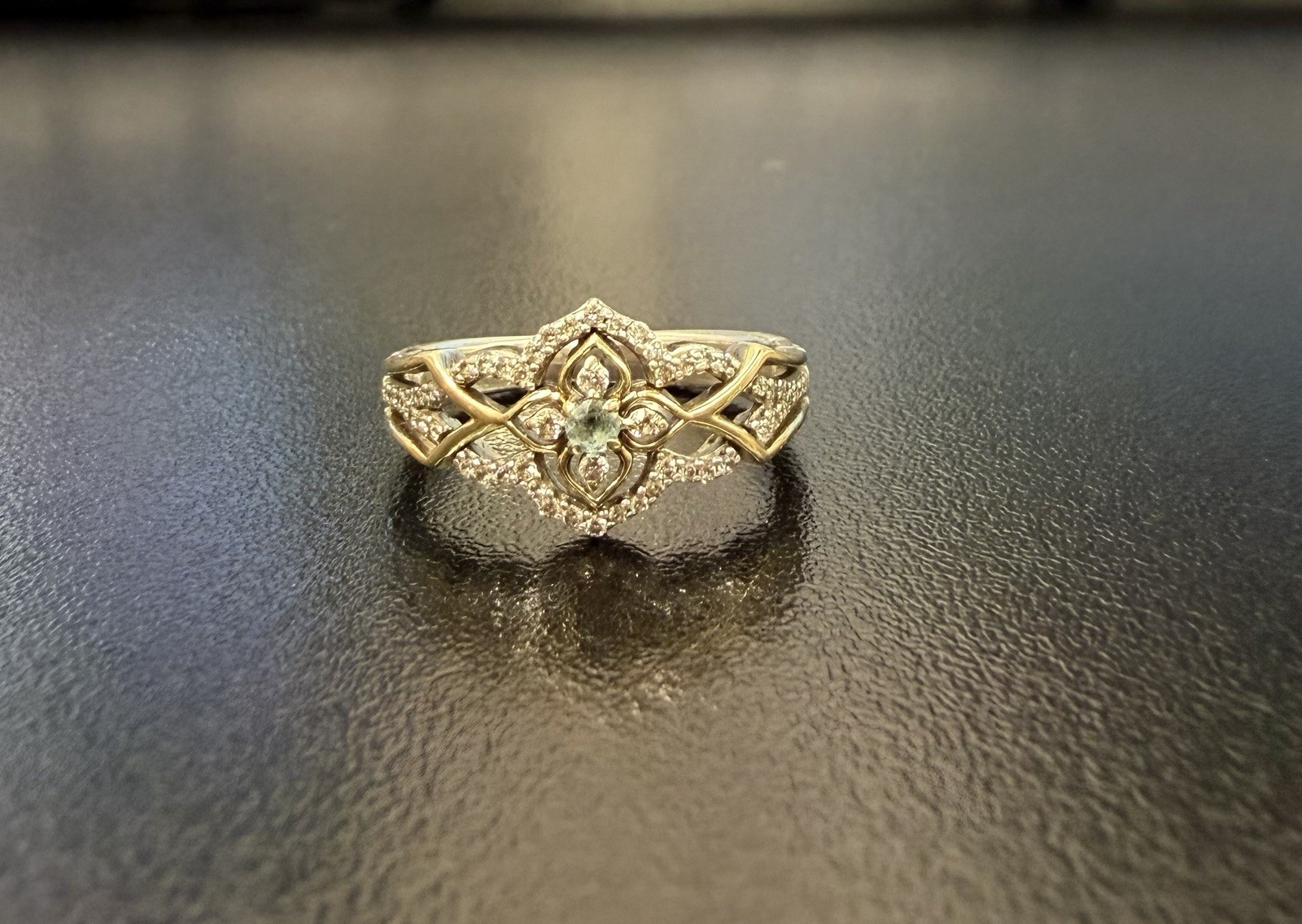 Zales Disney Princess Jasmine Swiss blue topaz Ring Size 7