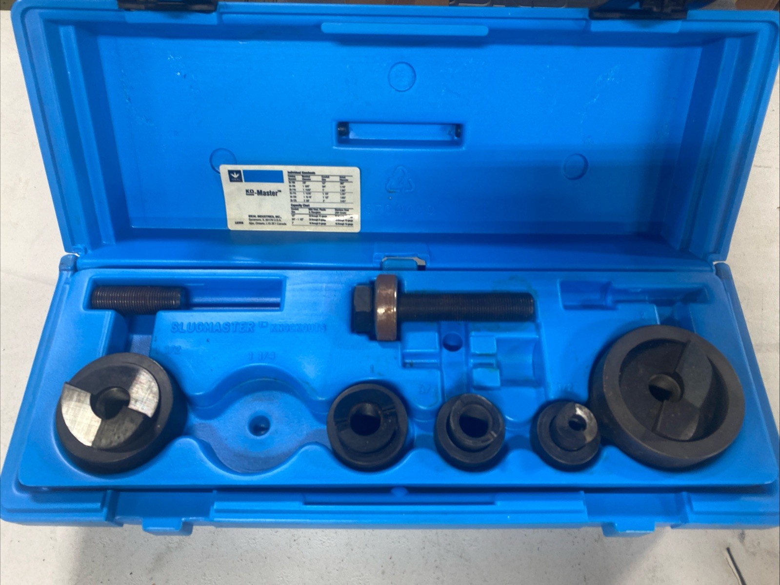 IDEAL 35-775 KO-Master Knockout Punch Install Kit 1/2\ IDEAL 35-775 KO-Master Knockout Punch Install Kit 1/2\