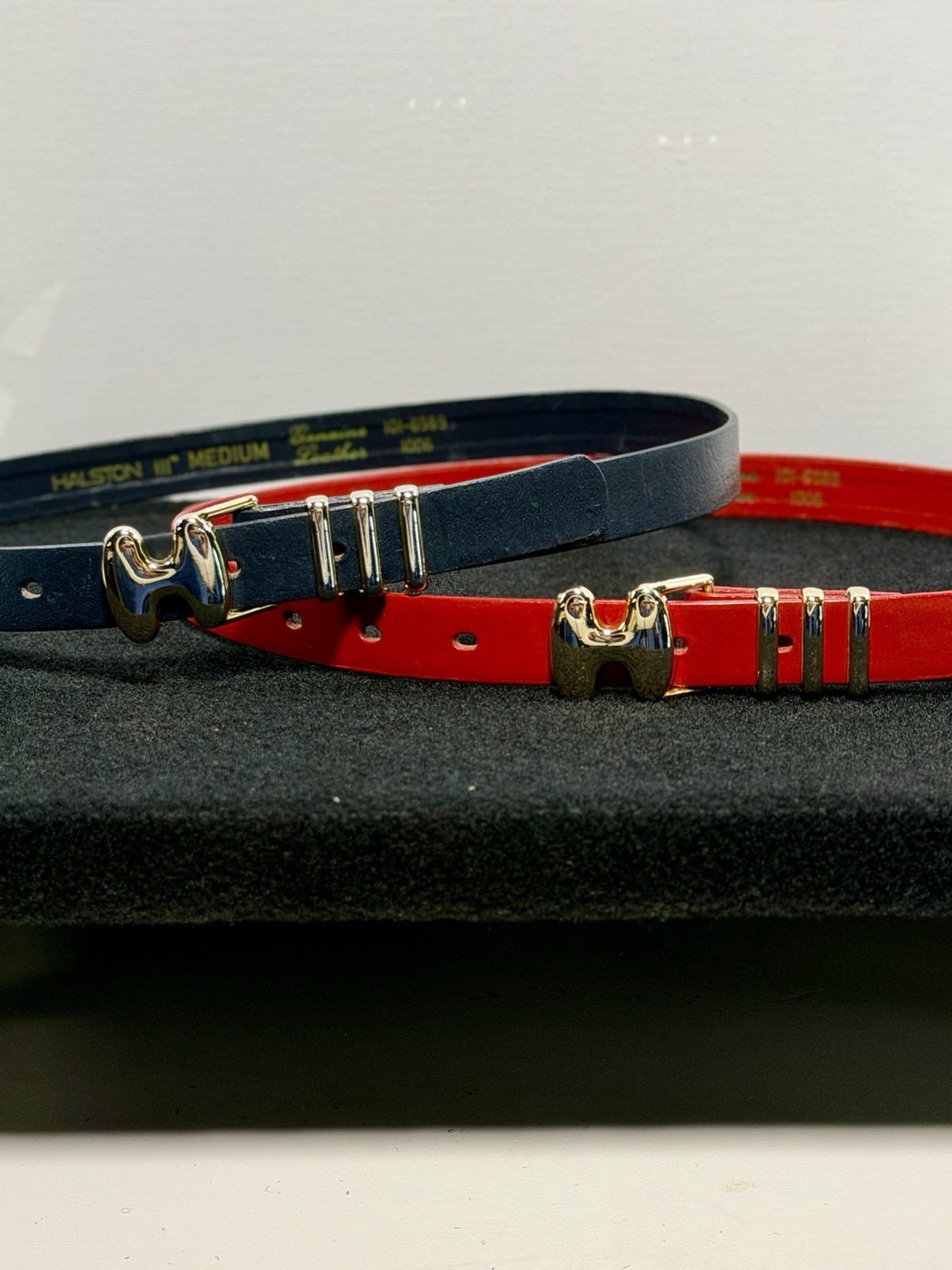 Vintage HALSTON III•Women’s Leather Belts• M•Red/Blue•Gold Hardware•70s 80s 90s Vintage HALSTON III•Women’s Leather Belts• M•Red/Blue•Gold Hardware•70s 80s 90s