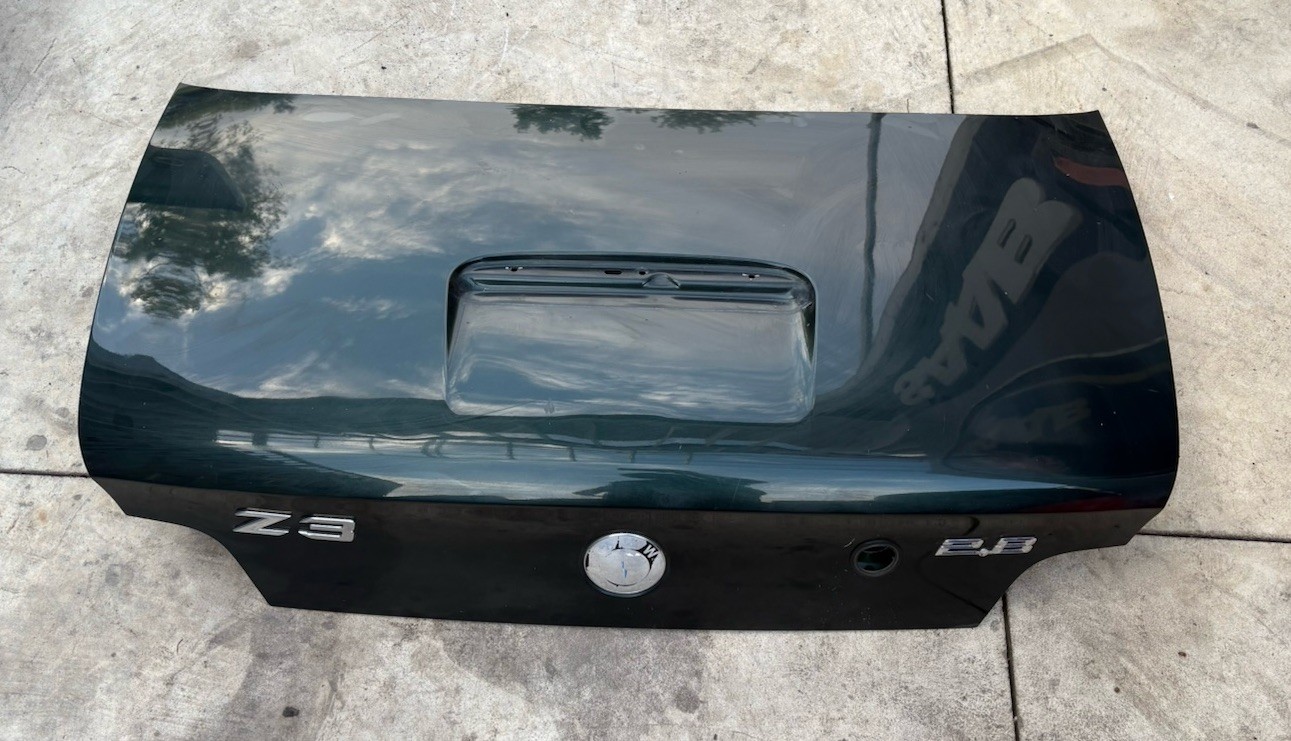 99-02 BMW Z3 Rear Boot Trunk Lid Tail Gate Deck Panel Oxford Green OEM 99-02 BMW Z3 Rear Boot Trunk Lid Tail Gate Deck Panel Oxford Green OEM