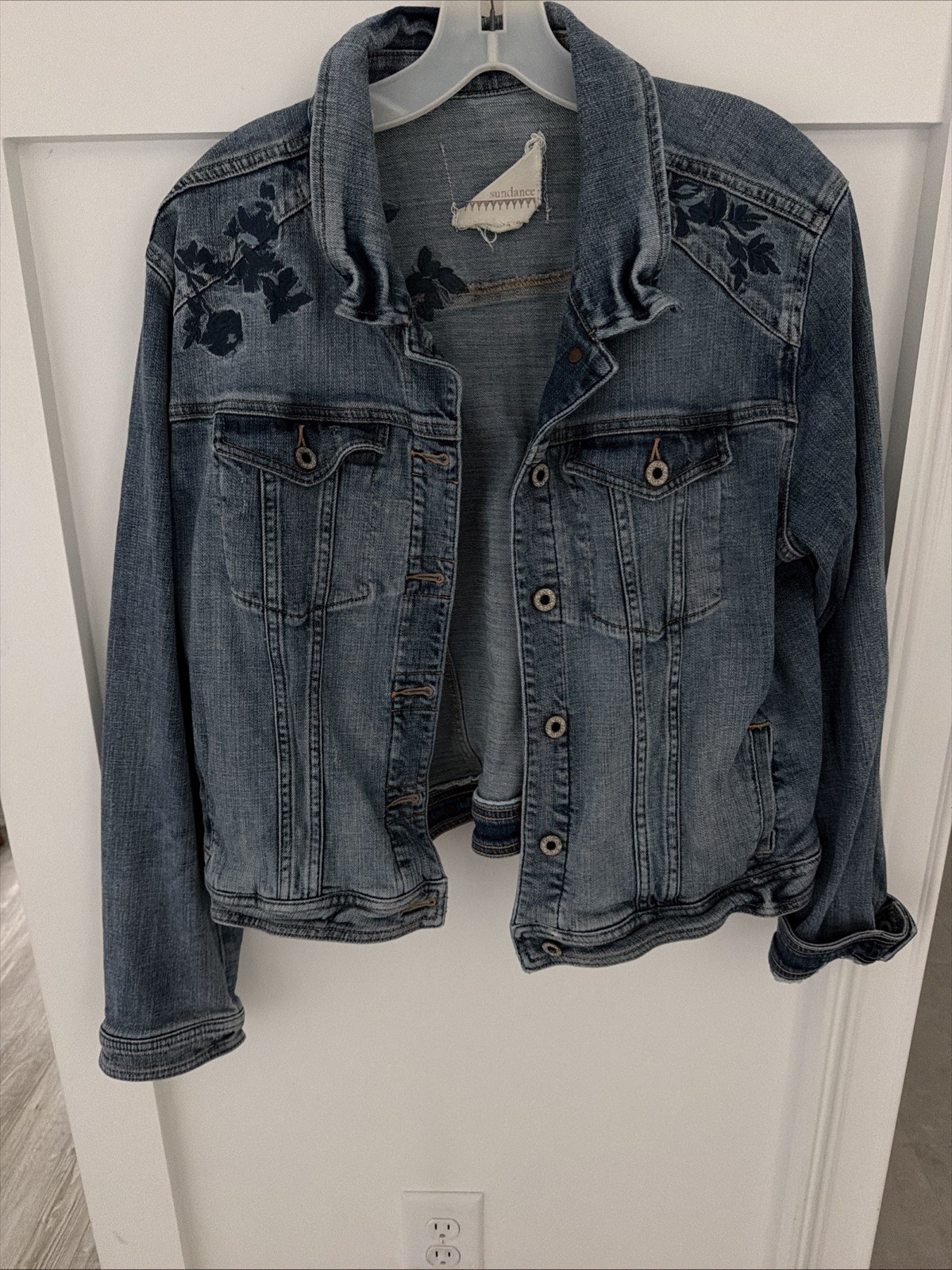 Sundance Blue Denim Floral Embroidered Jean Jacket Size XL
