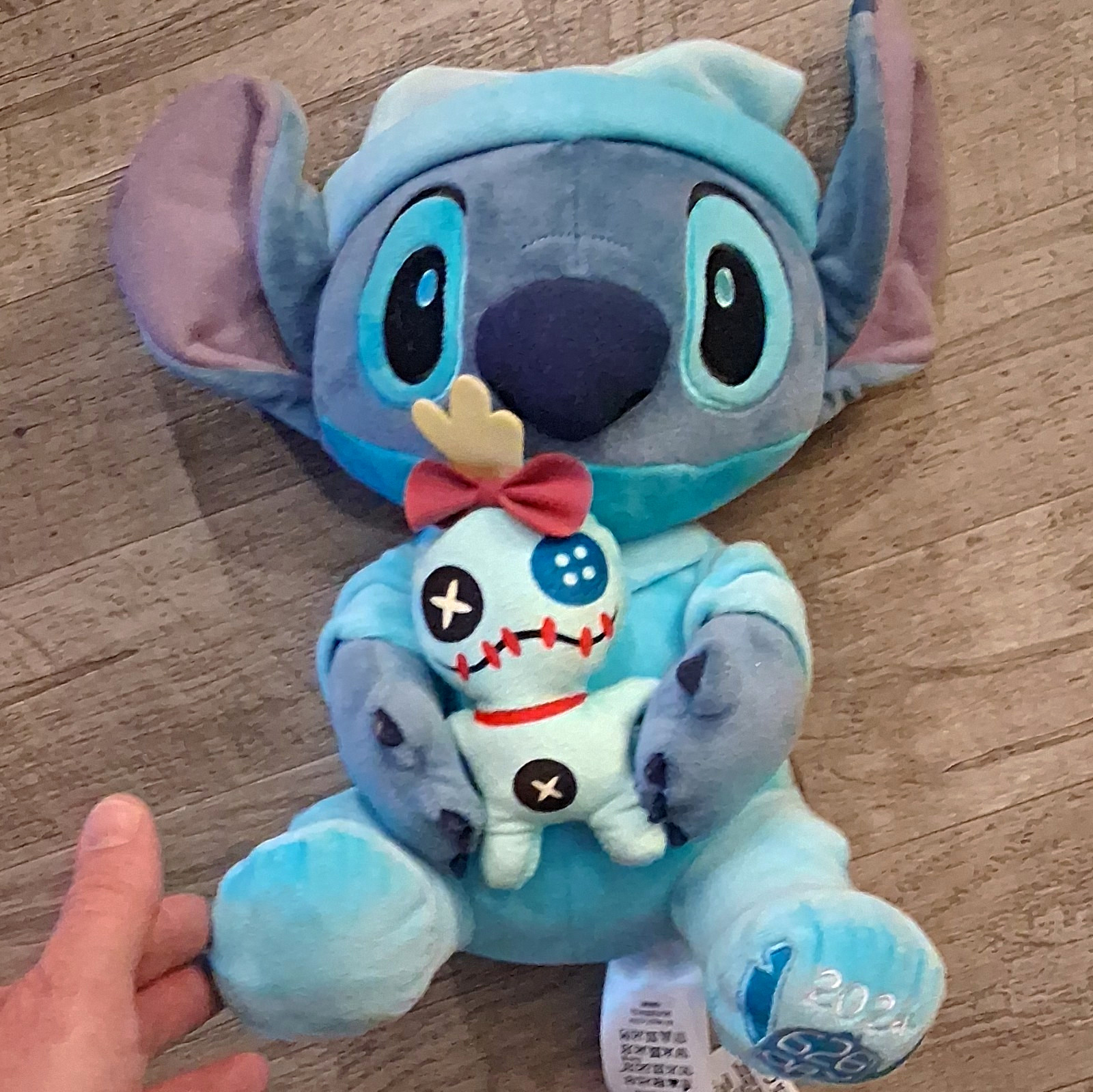 Disney Lilo & Stitch 626 DAY 2024 BRAND NEW