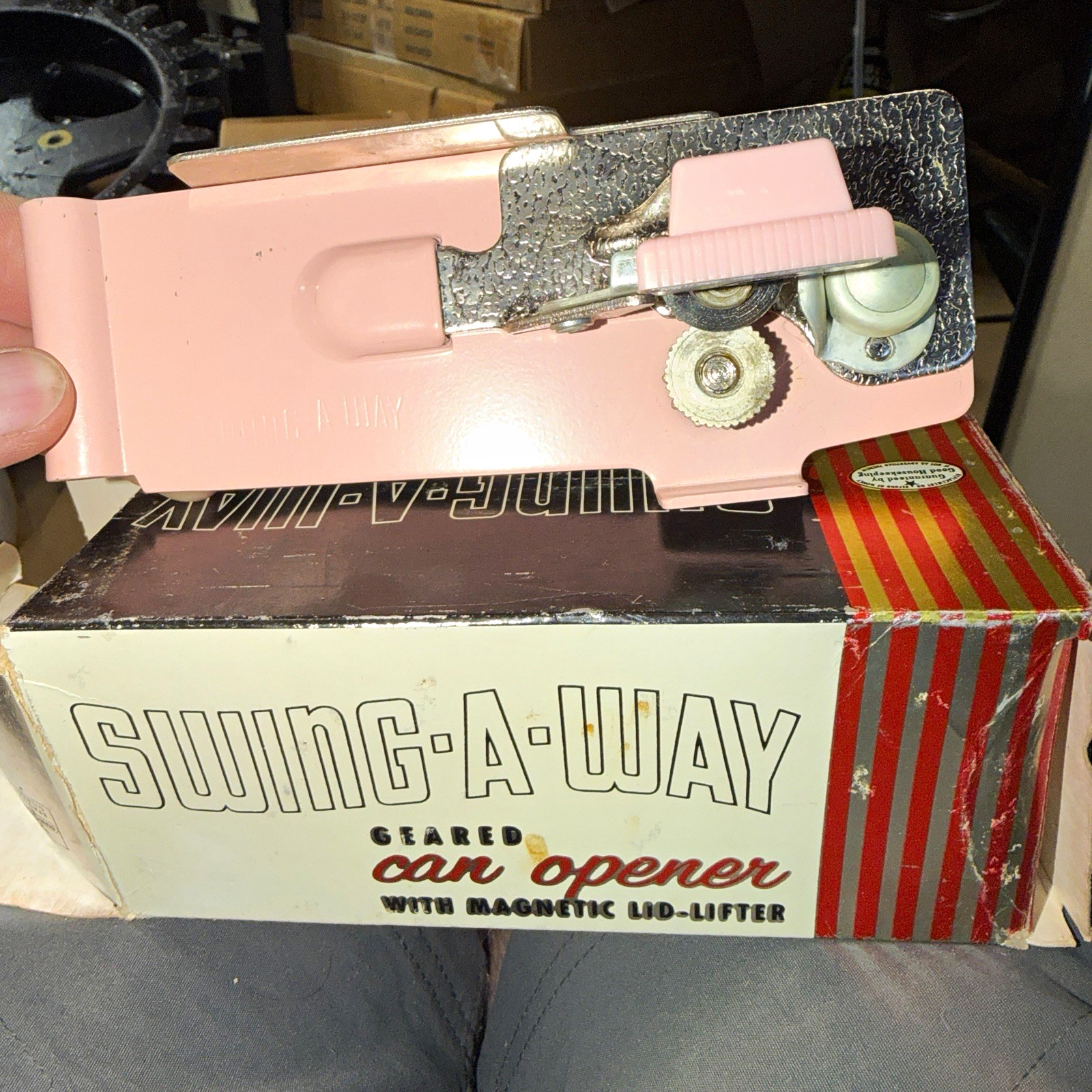 Vintage Swing-A-Way 607P PINK Can Opener NOS Unused w/ Original Box MCM RARE