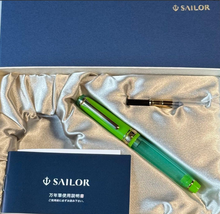 SAILOR Pro Gear Slim Fountain Pen Manyo II Grass 14K F Nib With Converter & Box