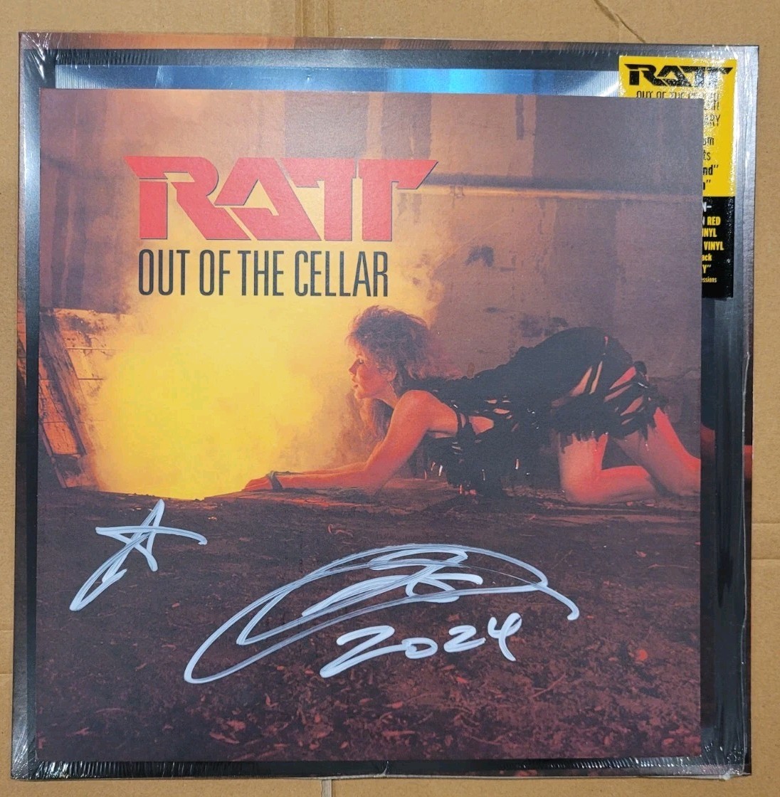 RATT - Out Of The Cellar + Signed Insert (RED/BLACK Splatter Vinyl + ORANGE 7\